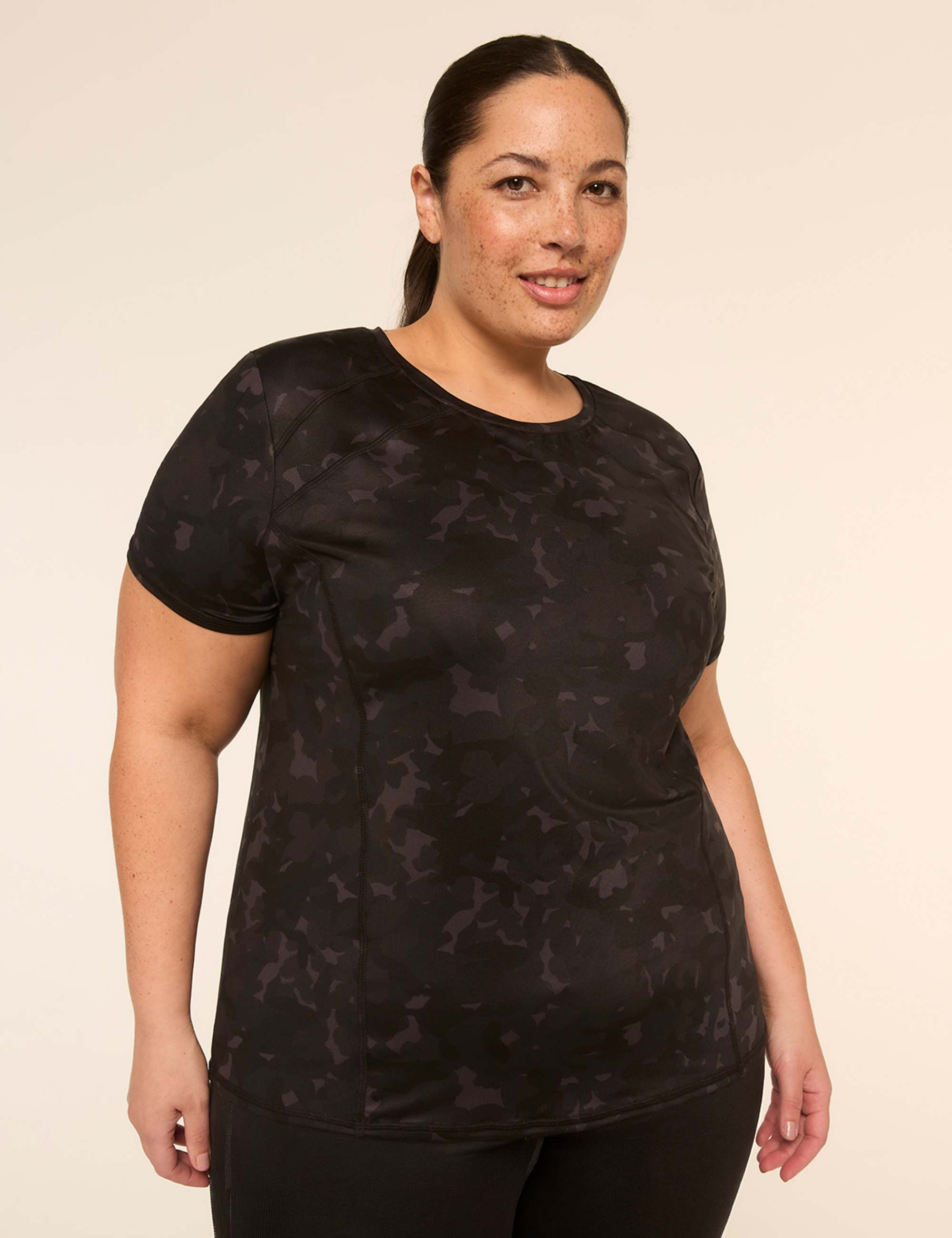 LIVI Go-Getter Wicking Crew-Neck Performance Tee