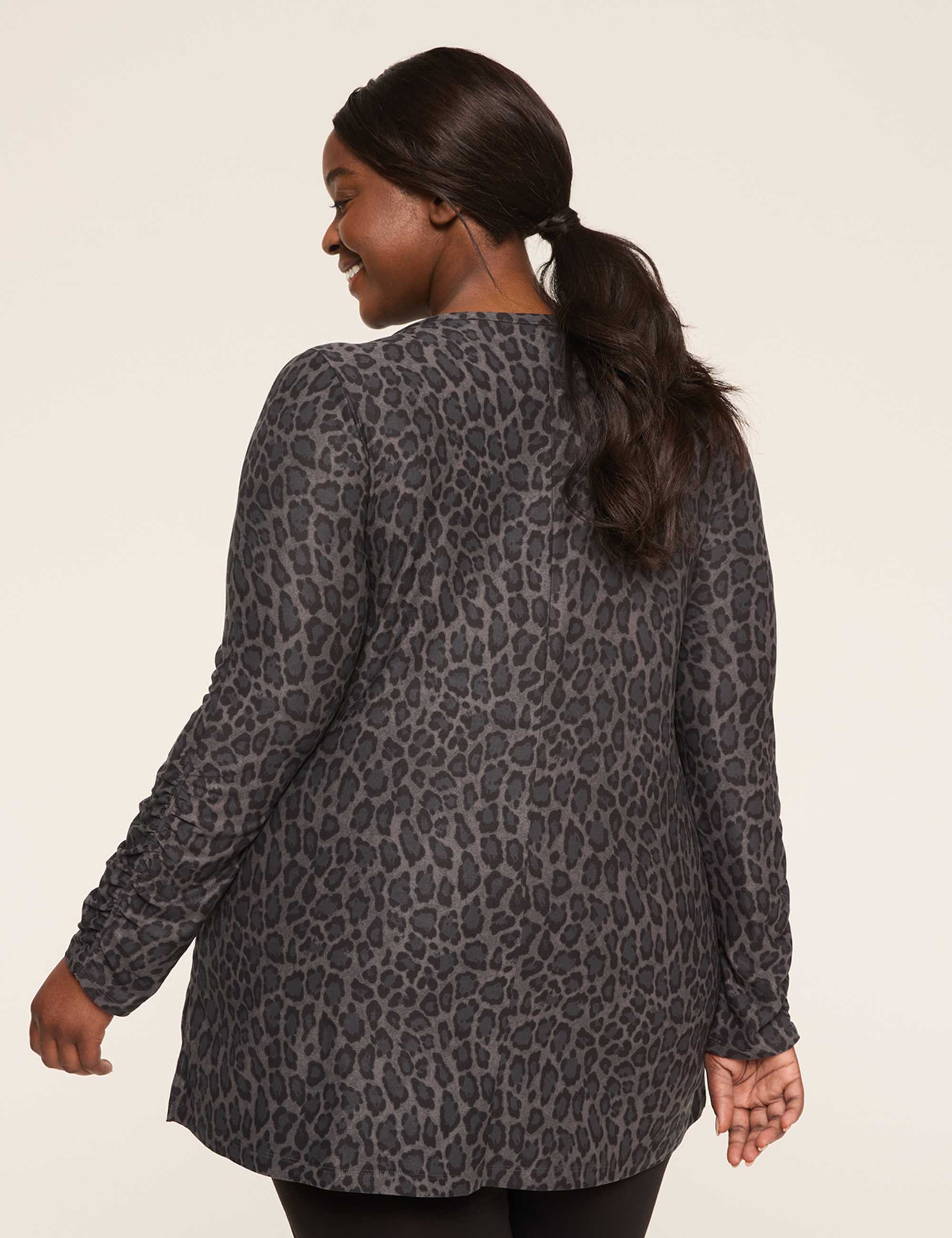 LIVI Soft Ruched-Sleeve Tunic