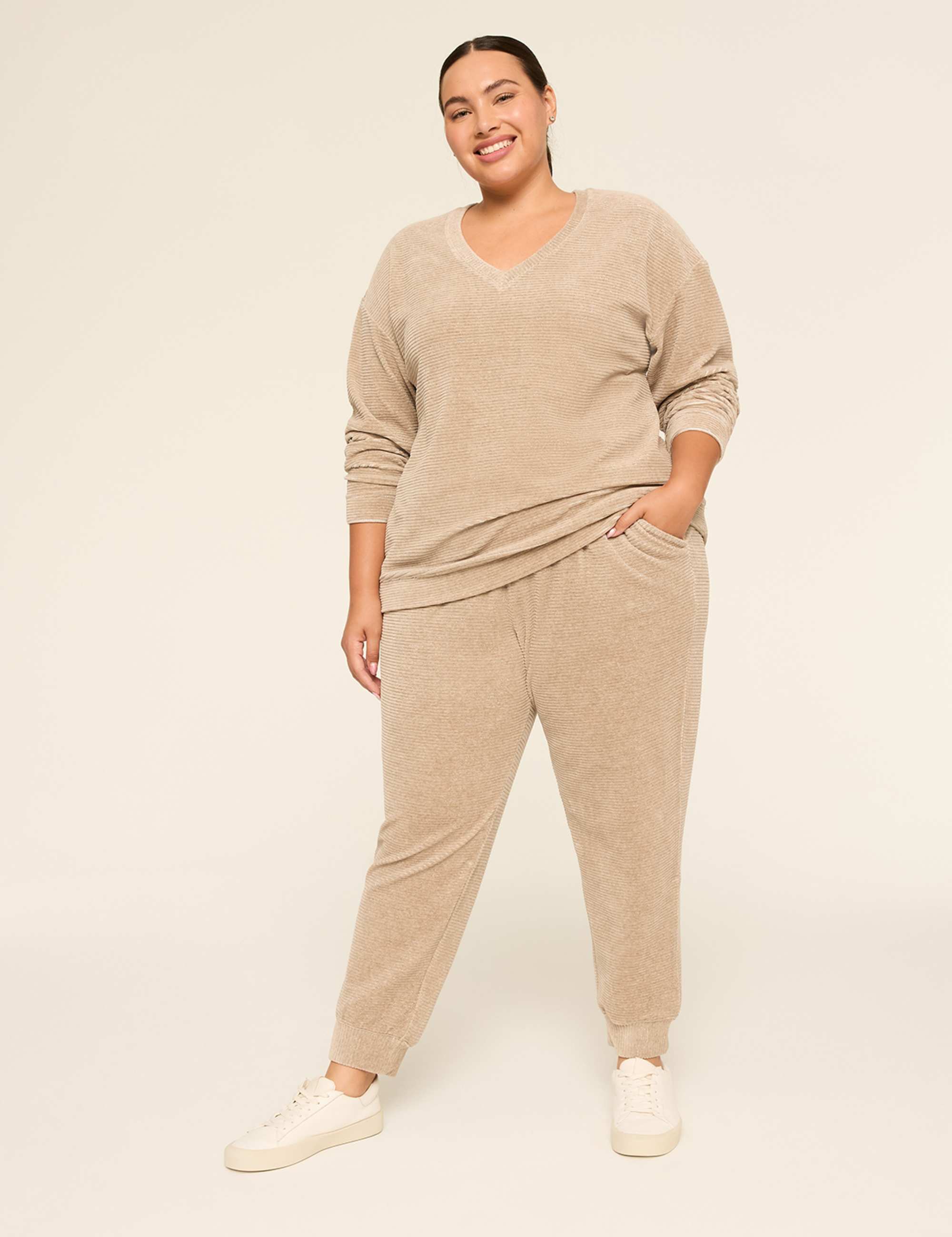 LIVI Metallic Stripe Velvet Jogger
