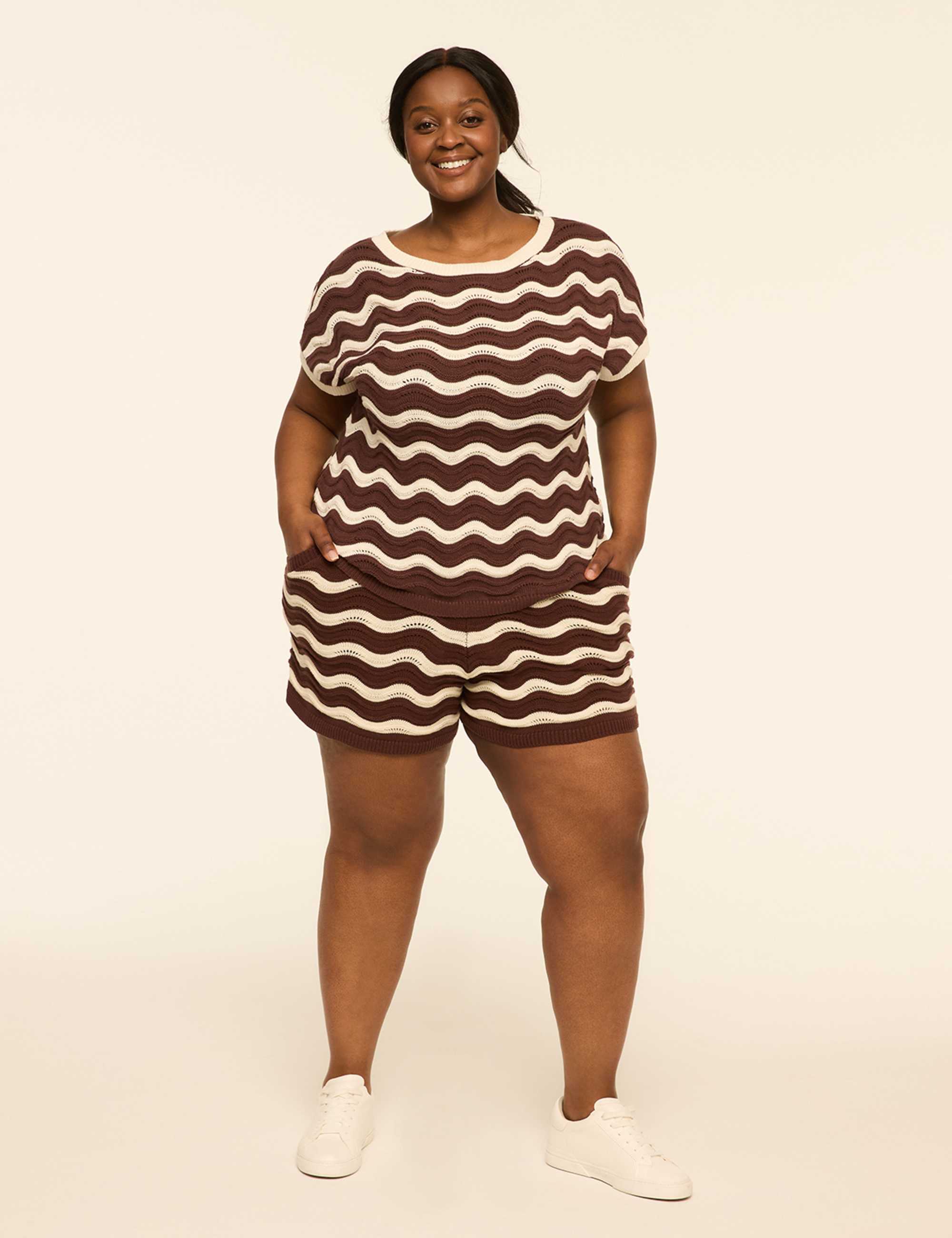 LIVI Textured Sweater Short