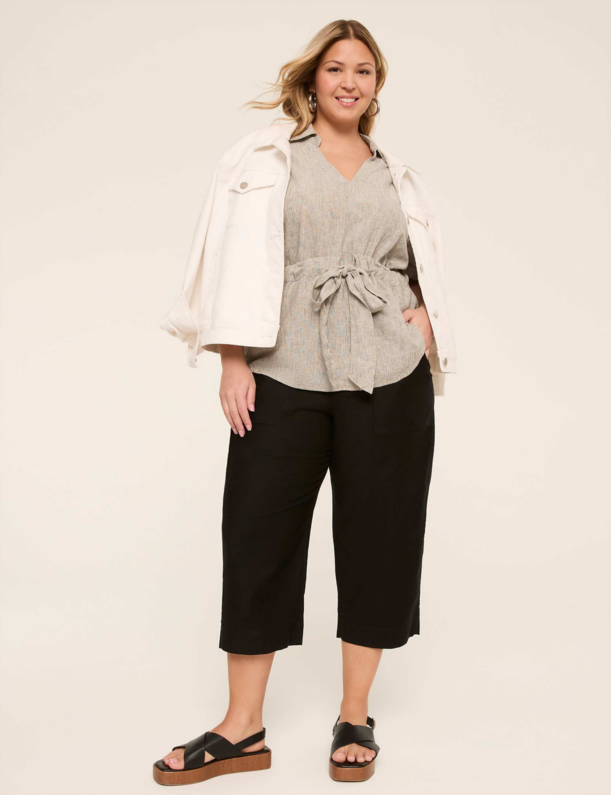 Slub Pull-On Capri Pant