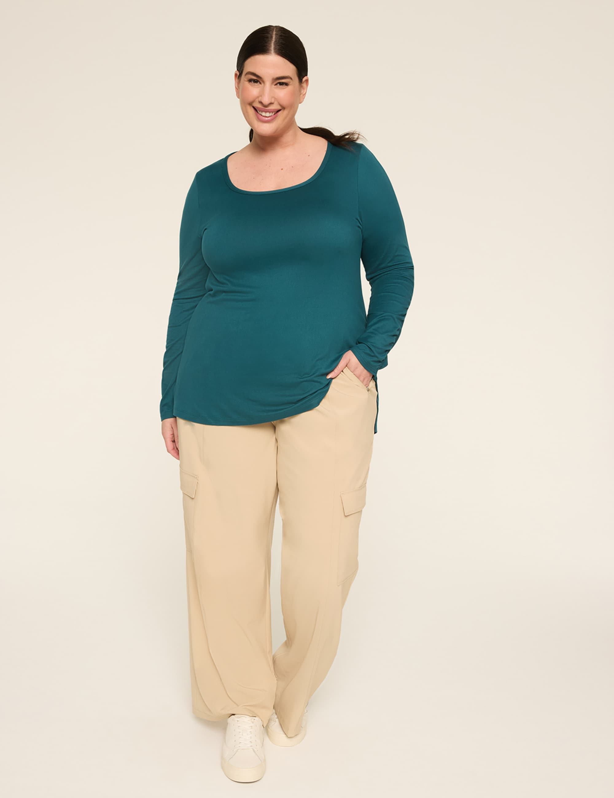 LIVI Soft Ruched-Sleeve Tunic
