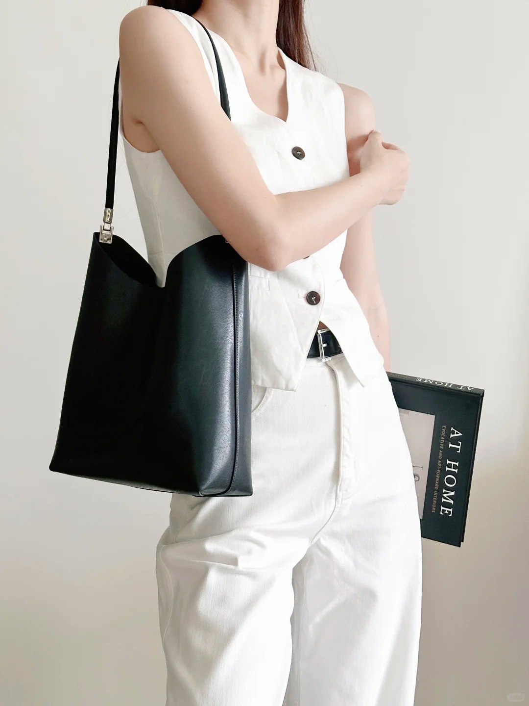 Black Large Bucket Tote Bag