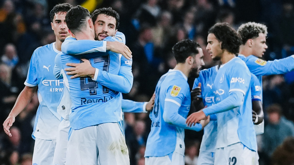 Manchester City-spelers vieren samen tijdens de bekerwedstrijd tegen Brighton op 28 oktober 2026