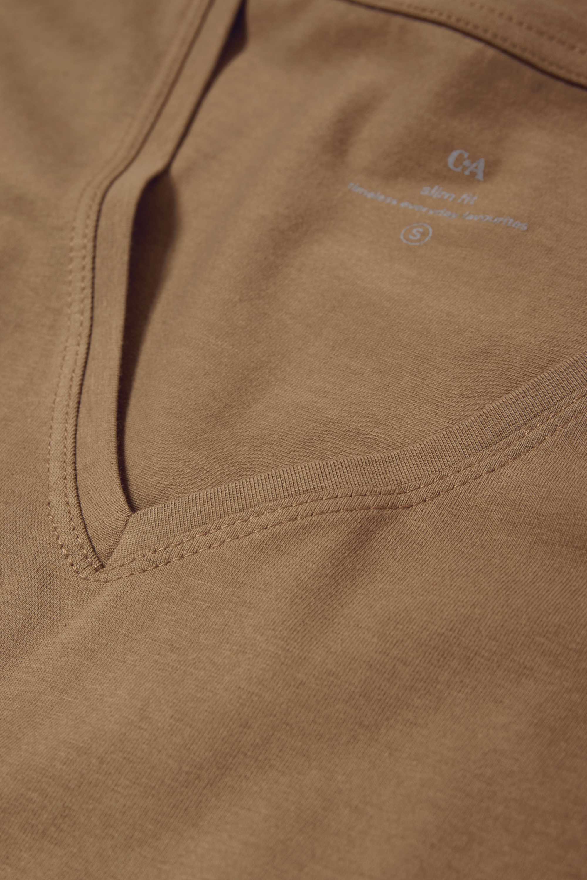 V-neck T-shirt - slim fit khaki