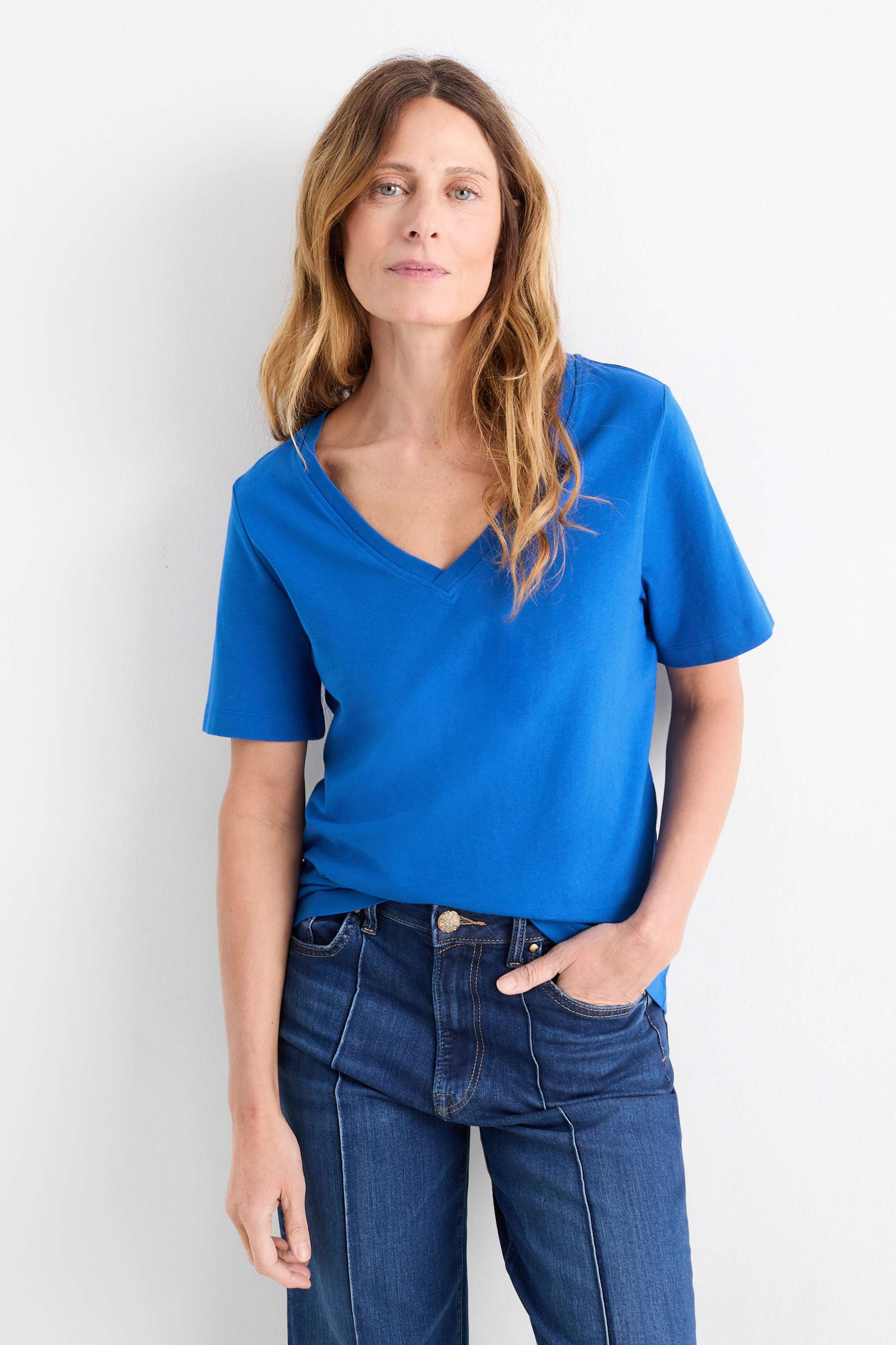 V-neck T-shirt - regular fit blue