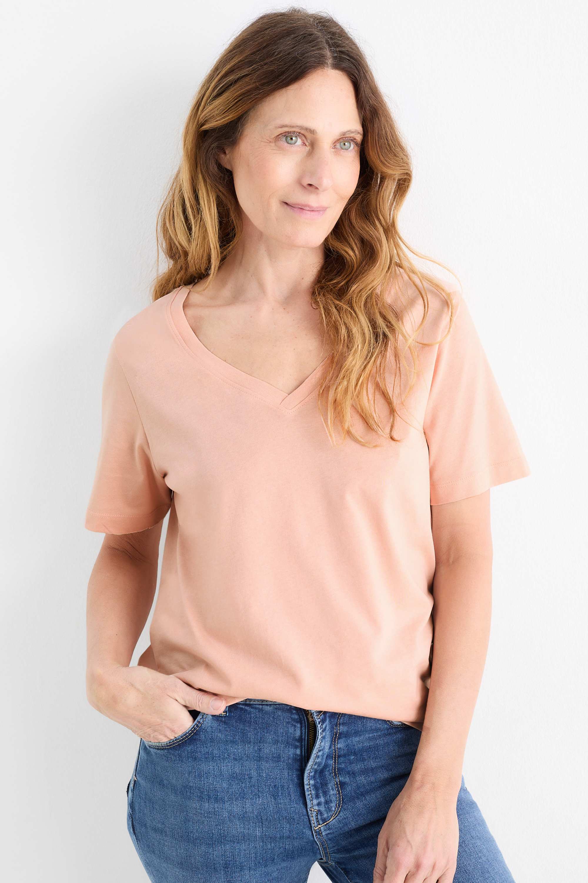 V-neck T-shirt - regular fit rose