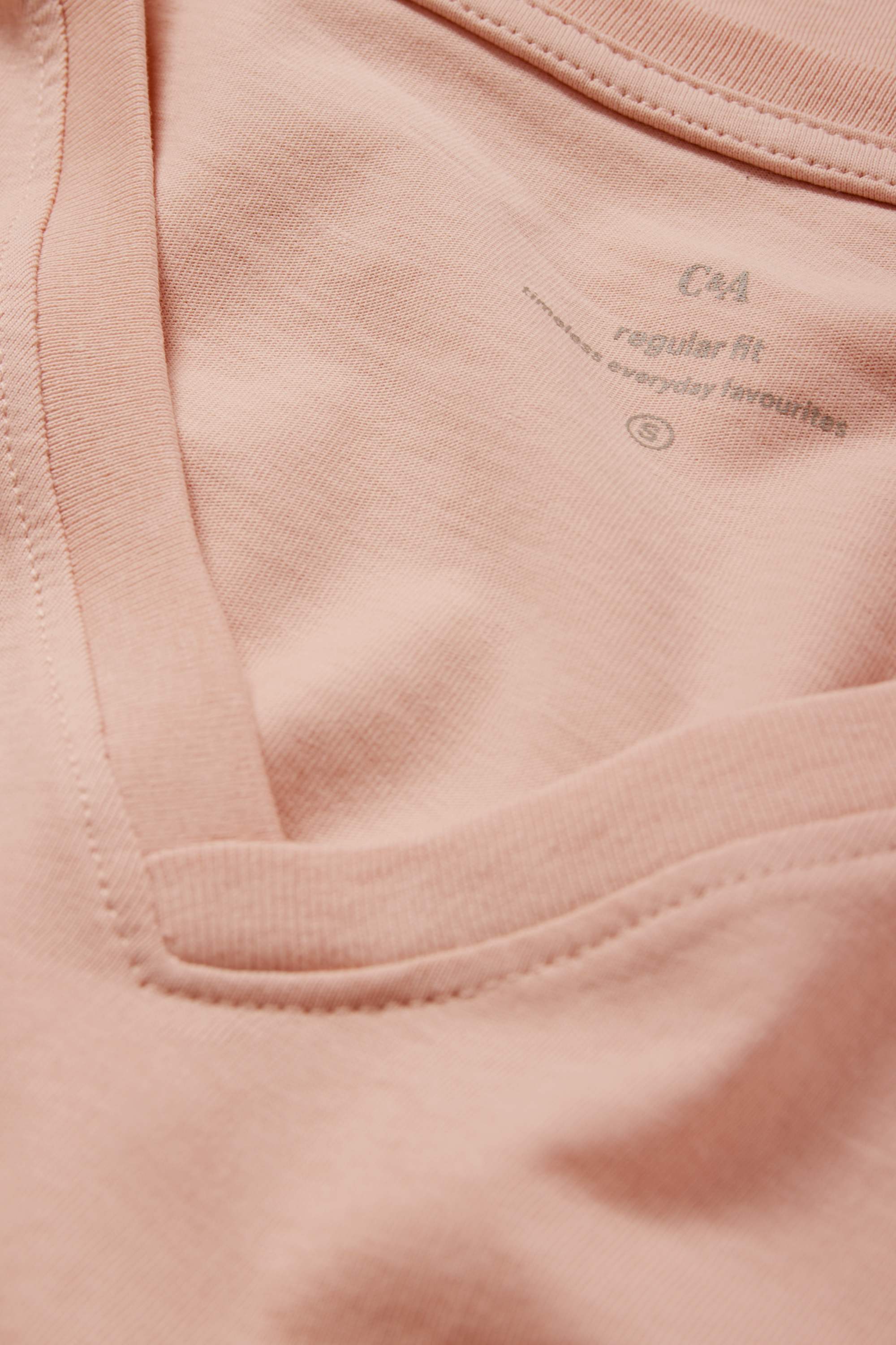 V-neck T-shirt - regular fit rose