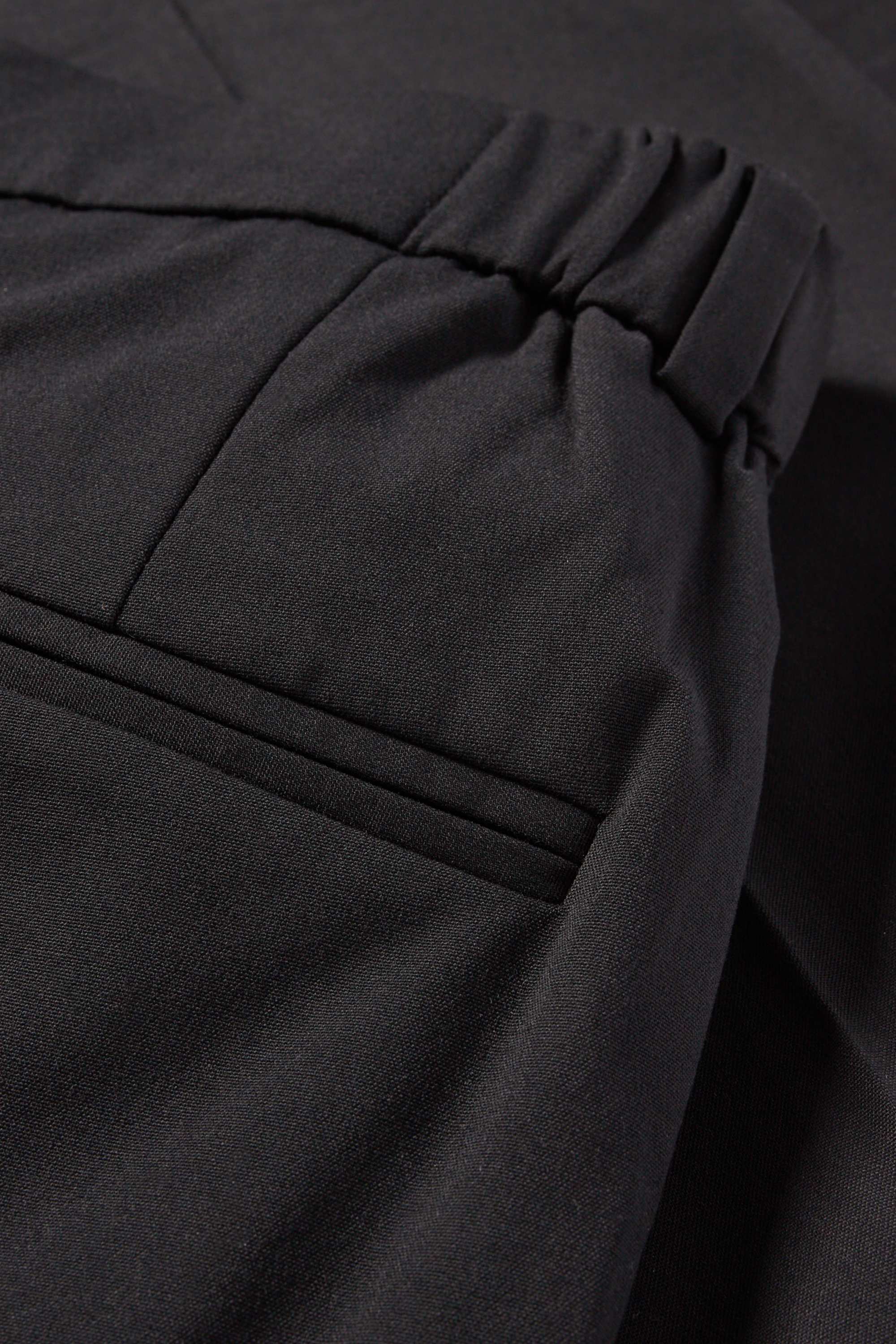 Business trousers - mid-rise waist - slim fit black