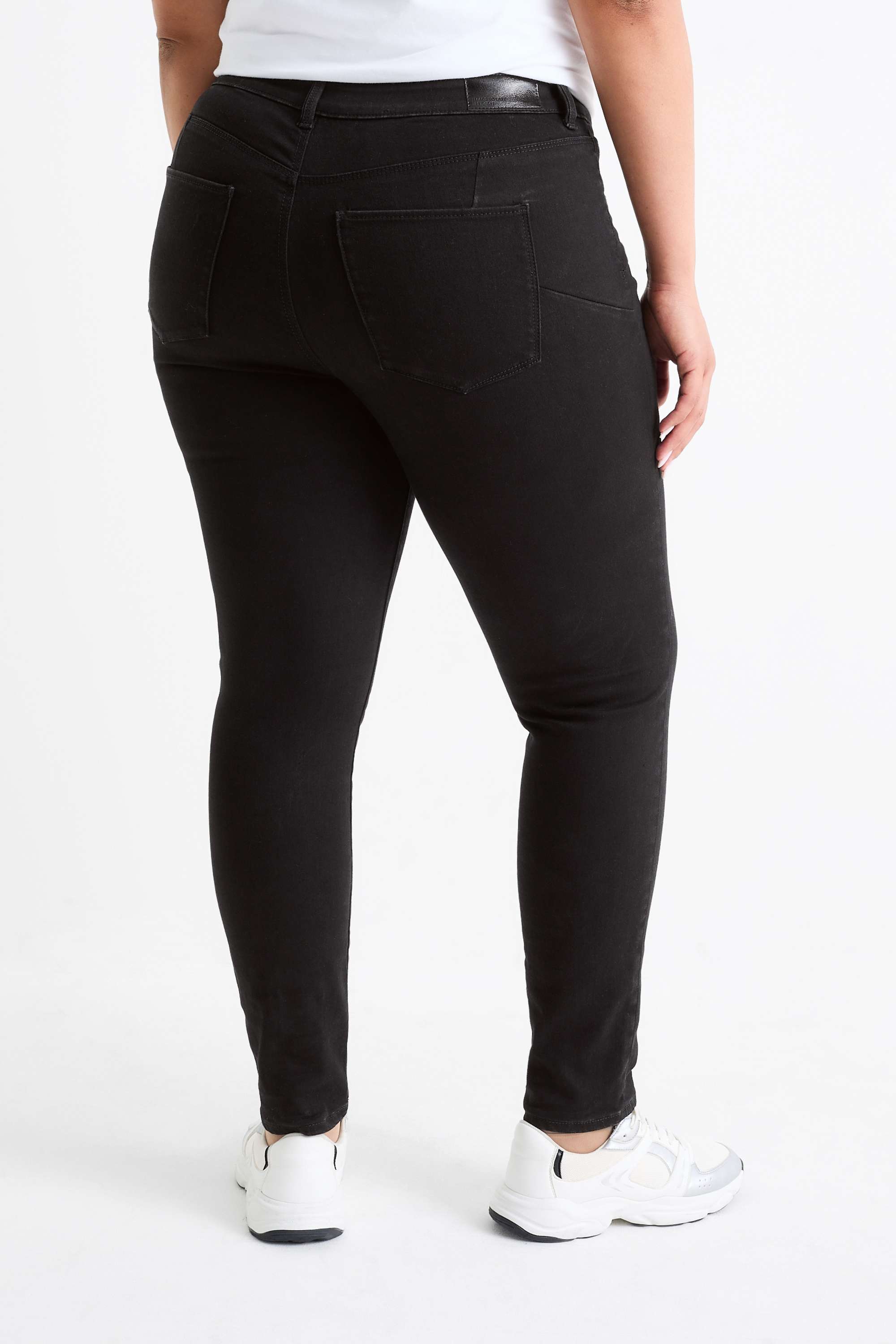 Skinny jeans - mid waist - shaping jeans - LYCRA® black