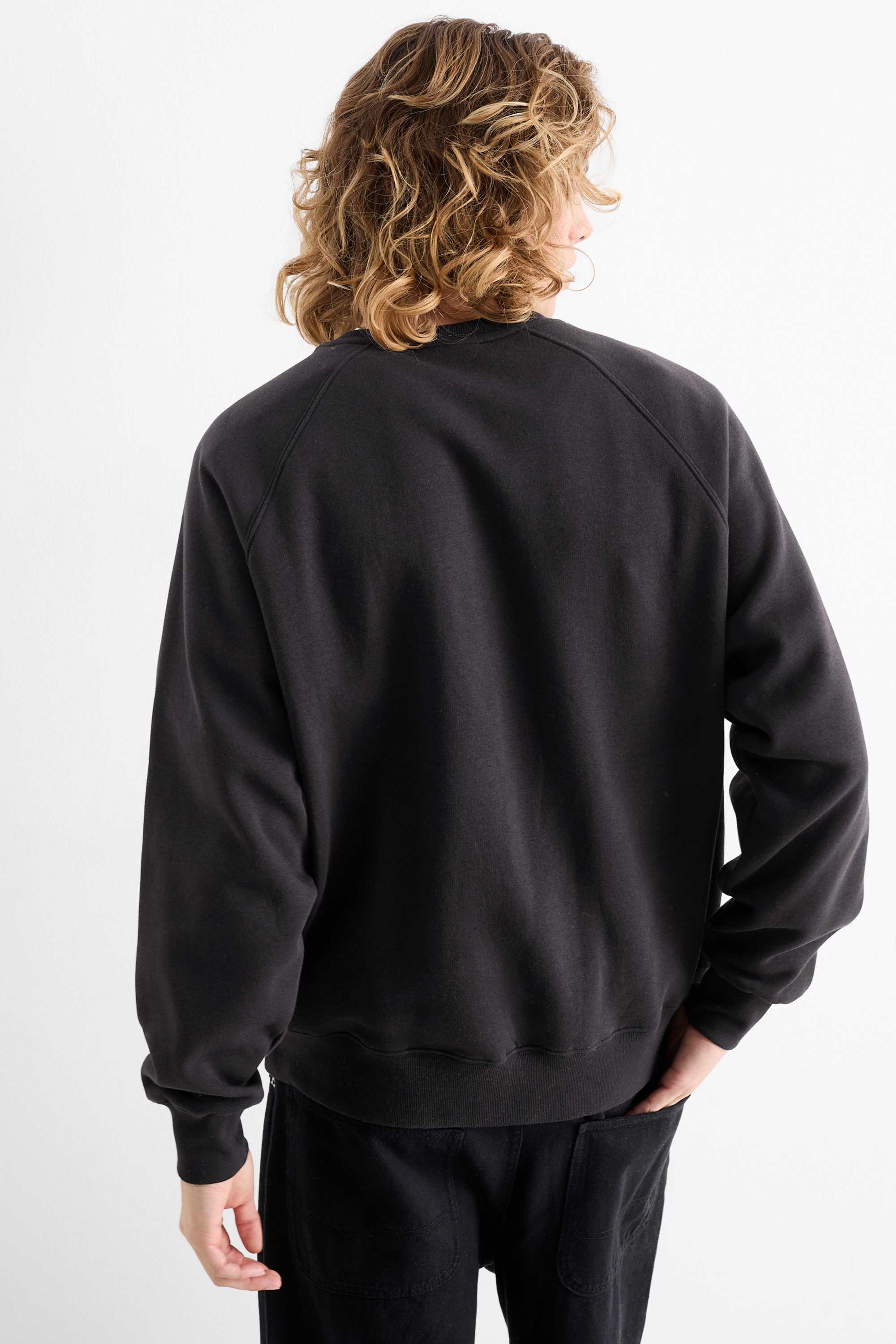 Sweatshirt black