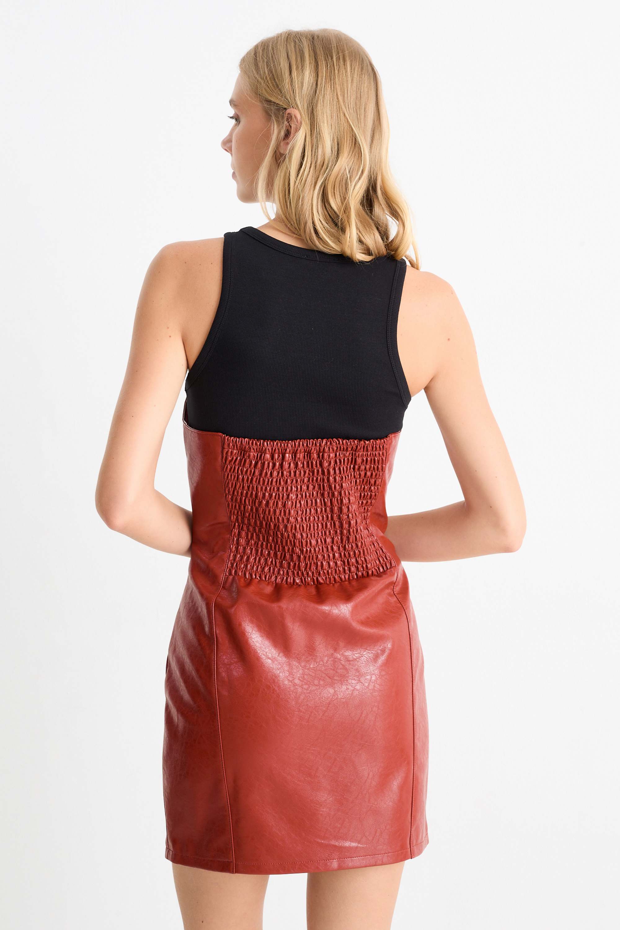 Bodycon dress - faux leather red