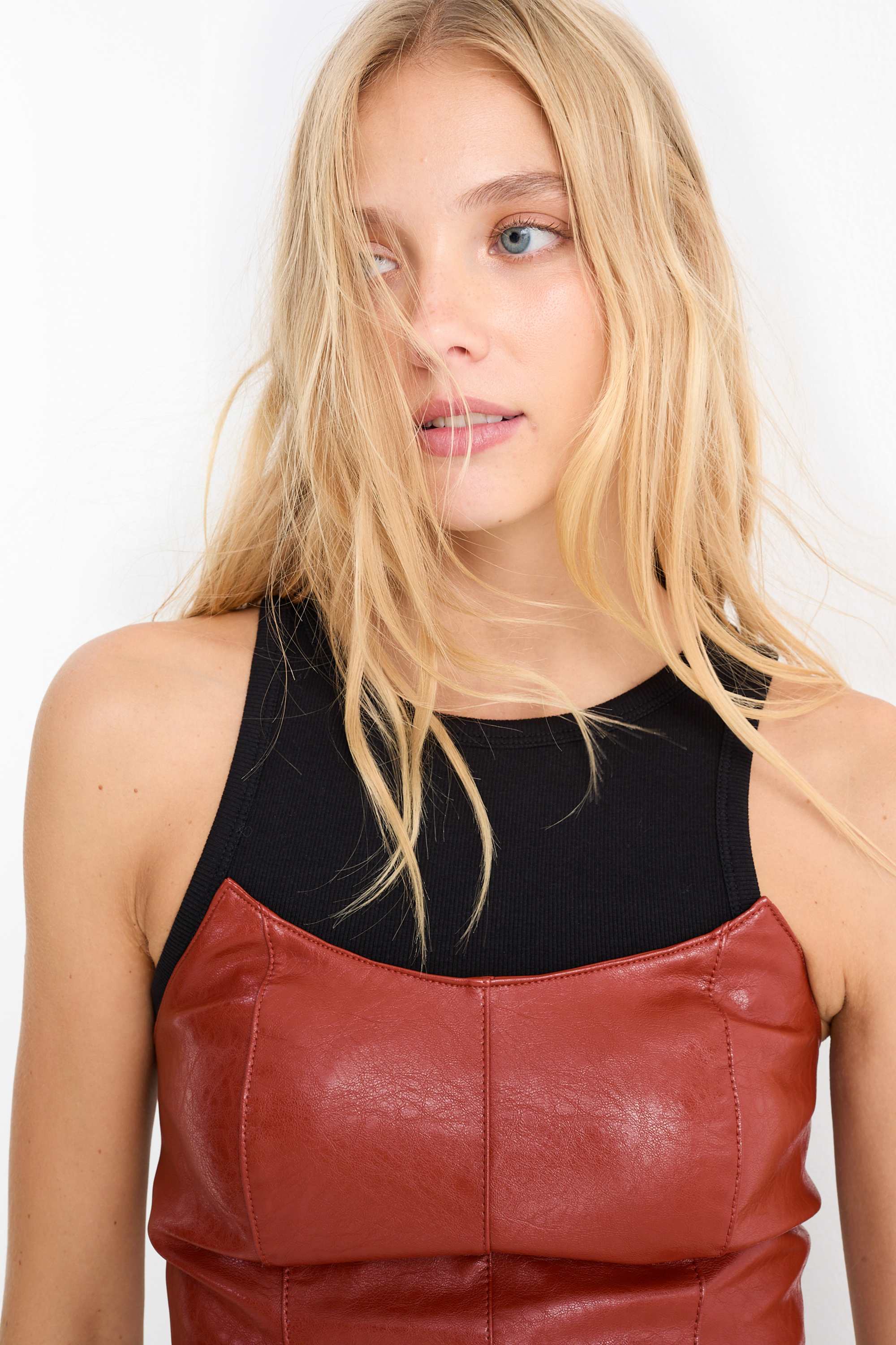 Bodycon dress - faux leather red