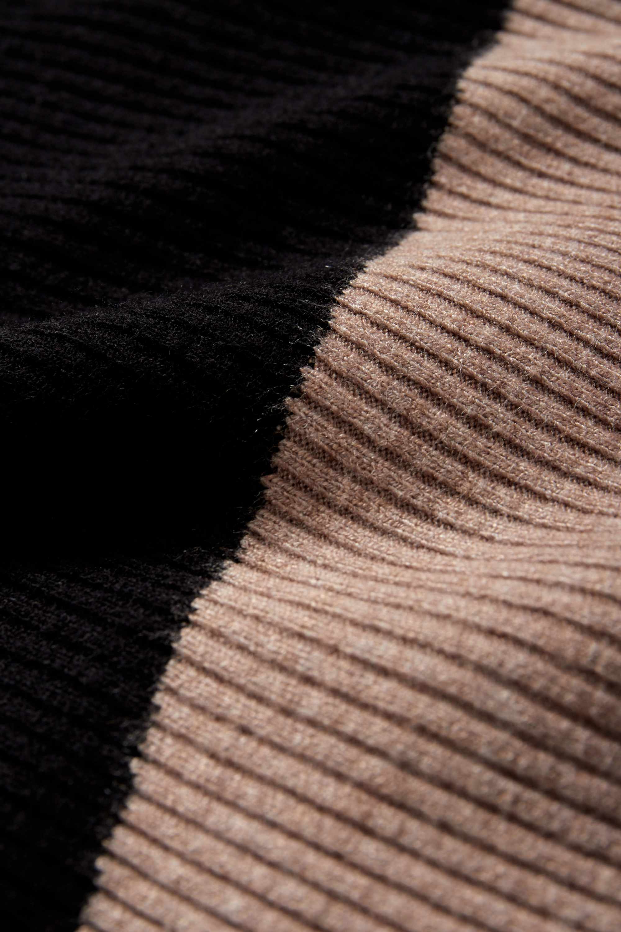 Jumper - ribbed beige