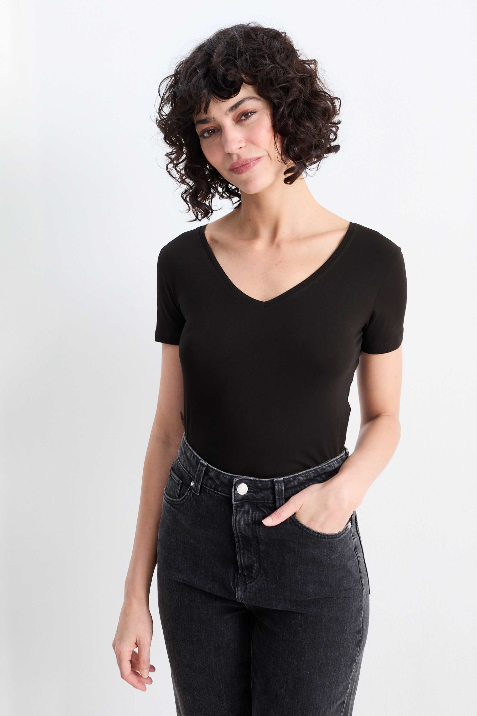 Multipack of 3 - V-neck T-shirt - slim fit black