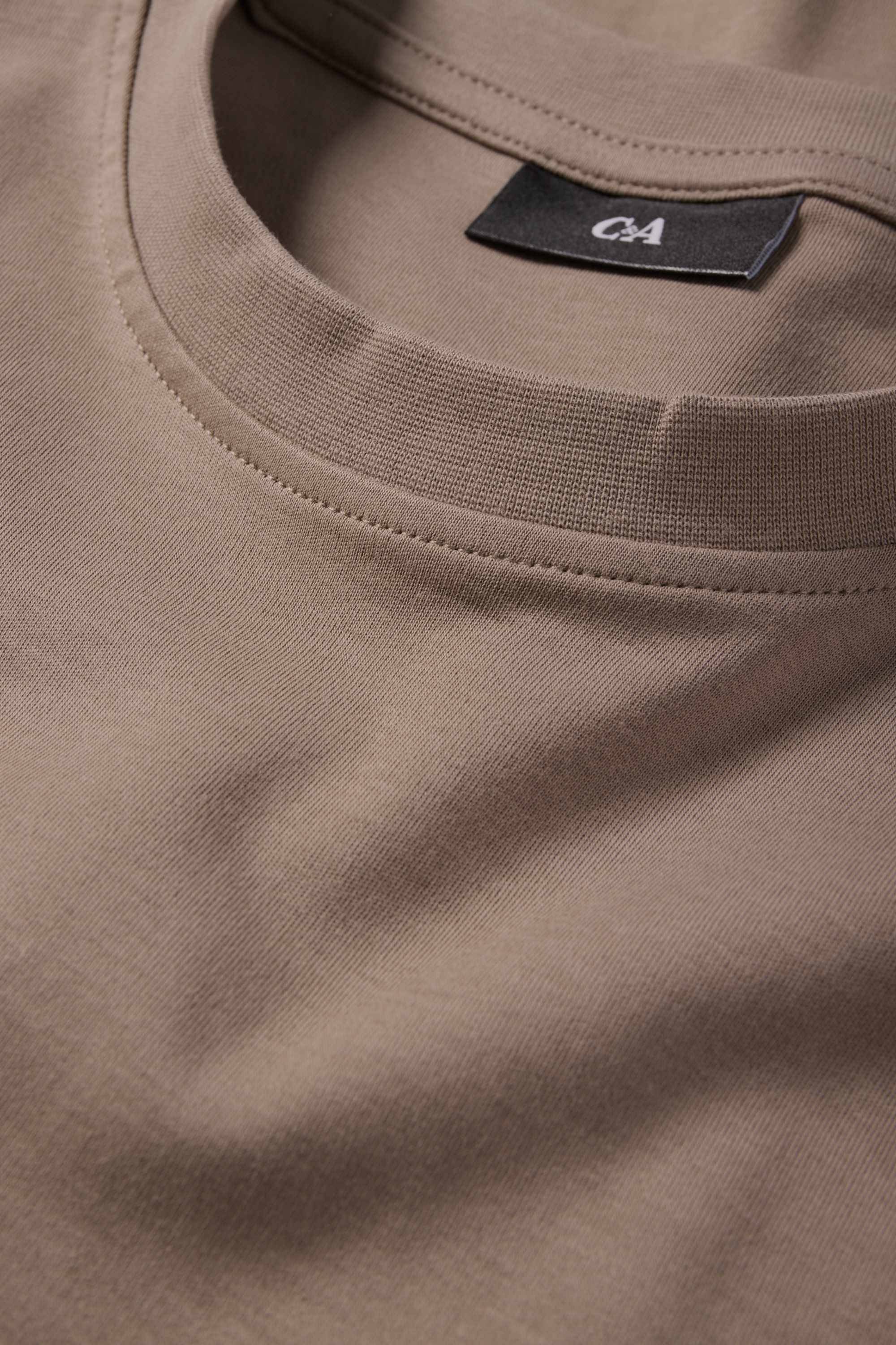 T-shirt - relaxed fit taupe