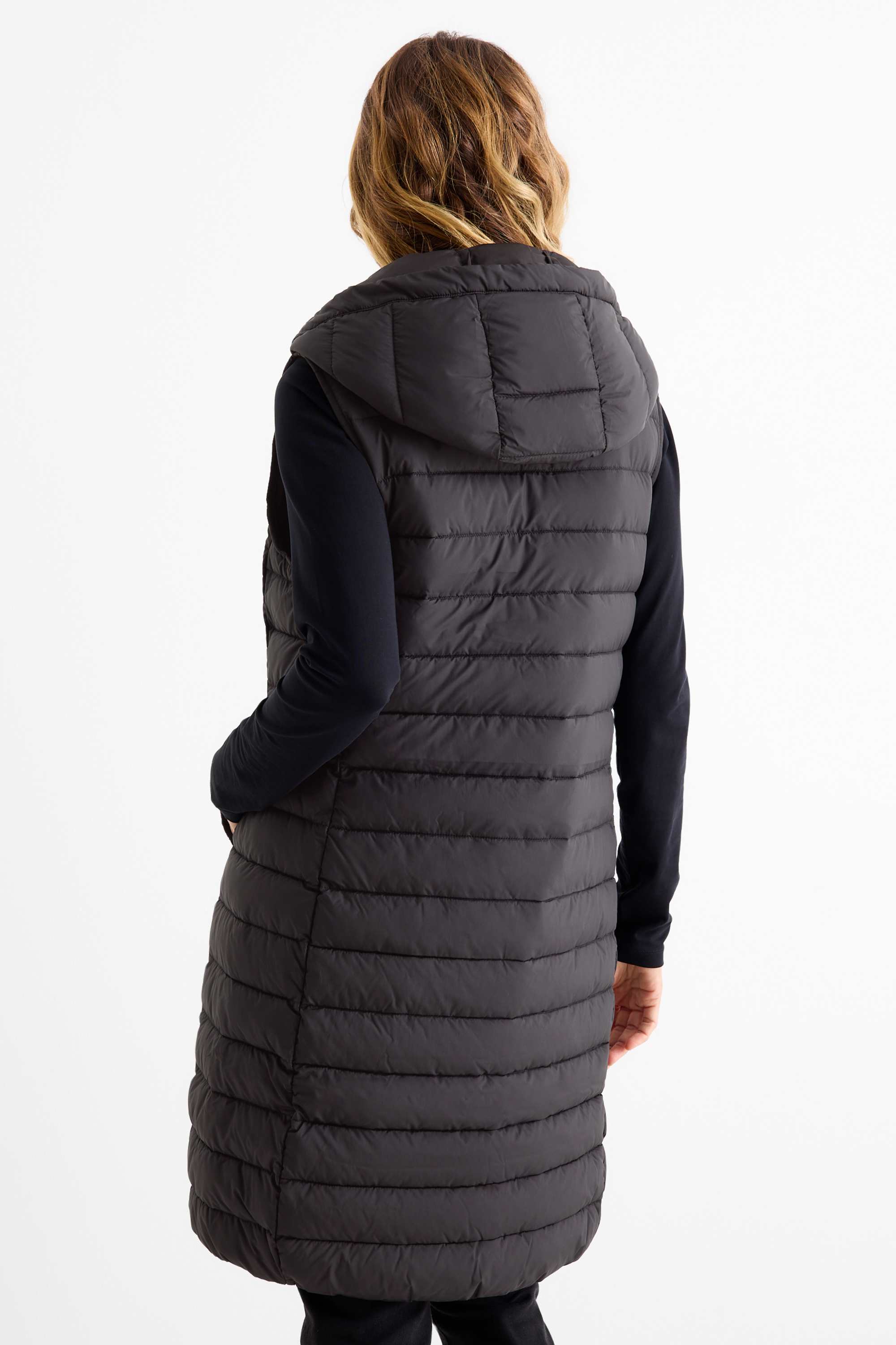 Quilted gilet with hood black