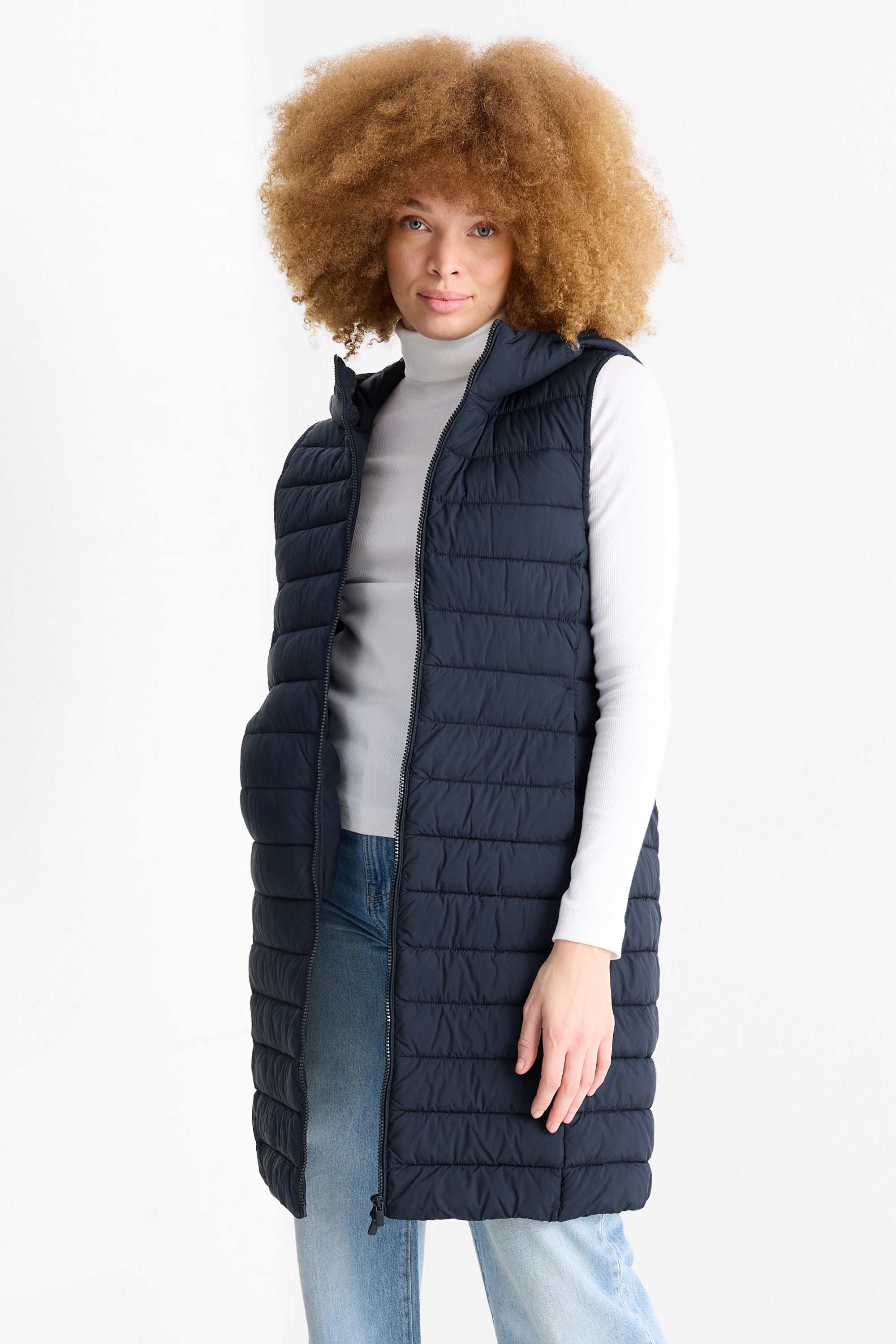 Quilted gilet with hood dark blue