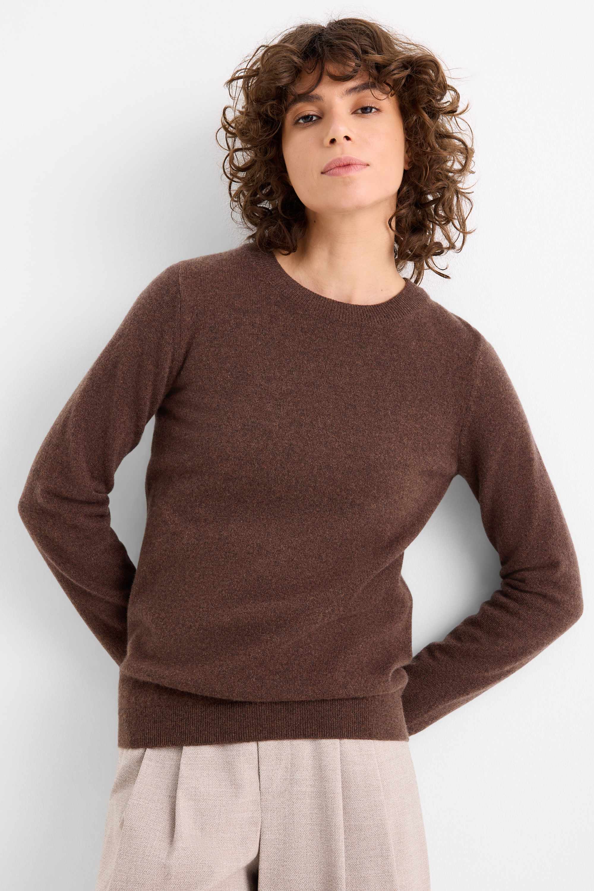 Cashmere jumper dark brown