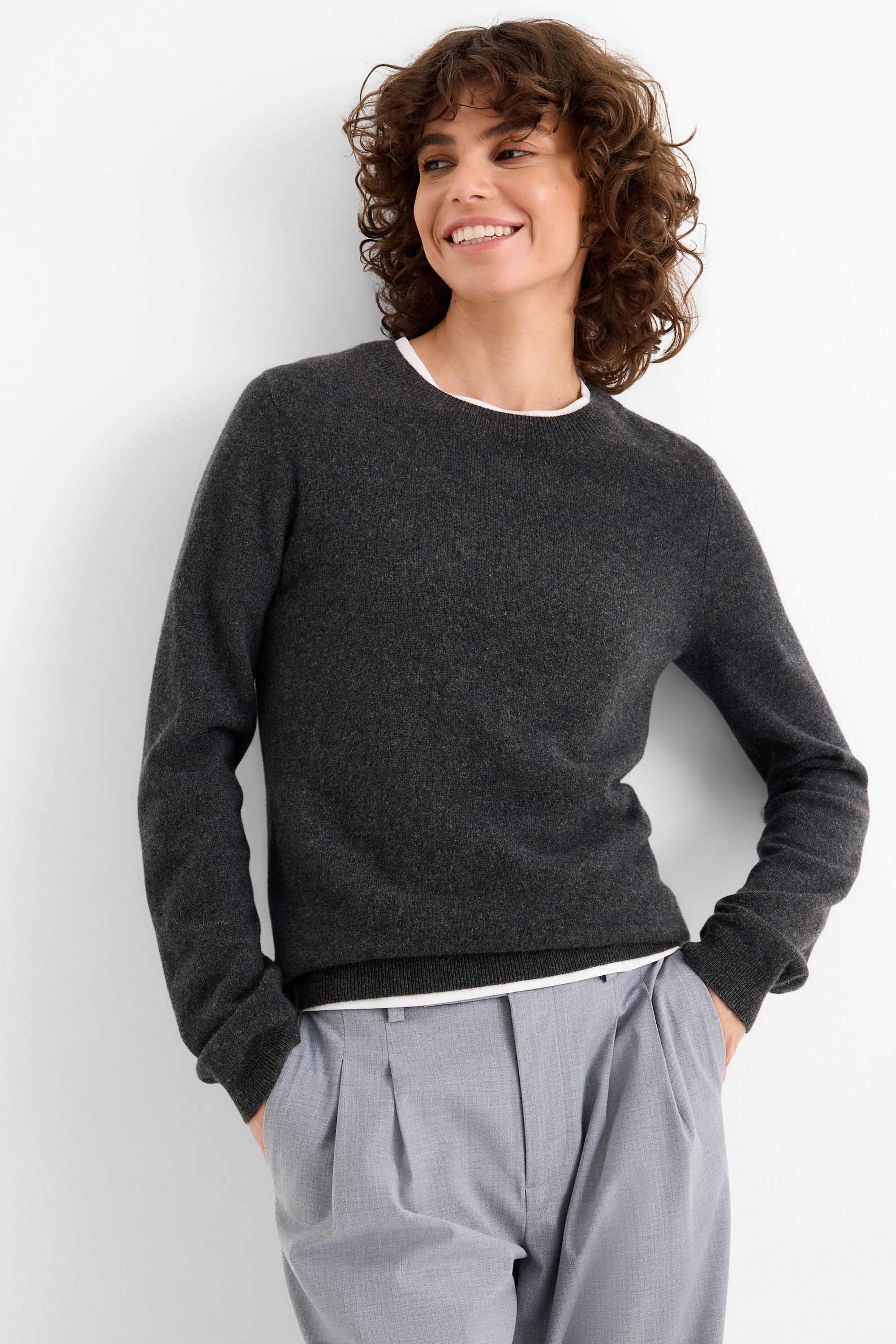 Cashmere jumper dark gray