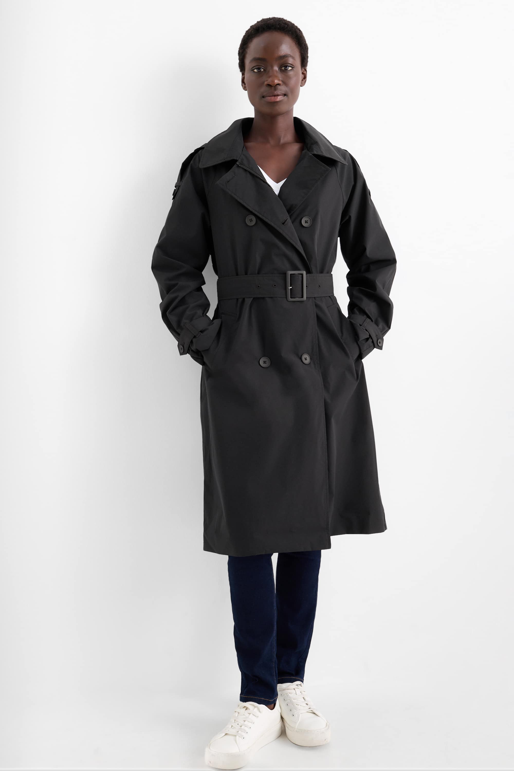 Technical trench coat black