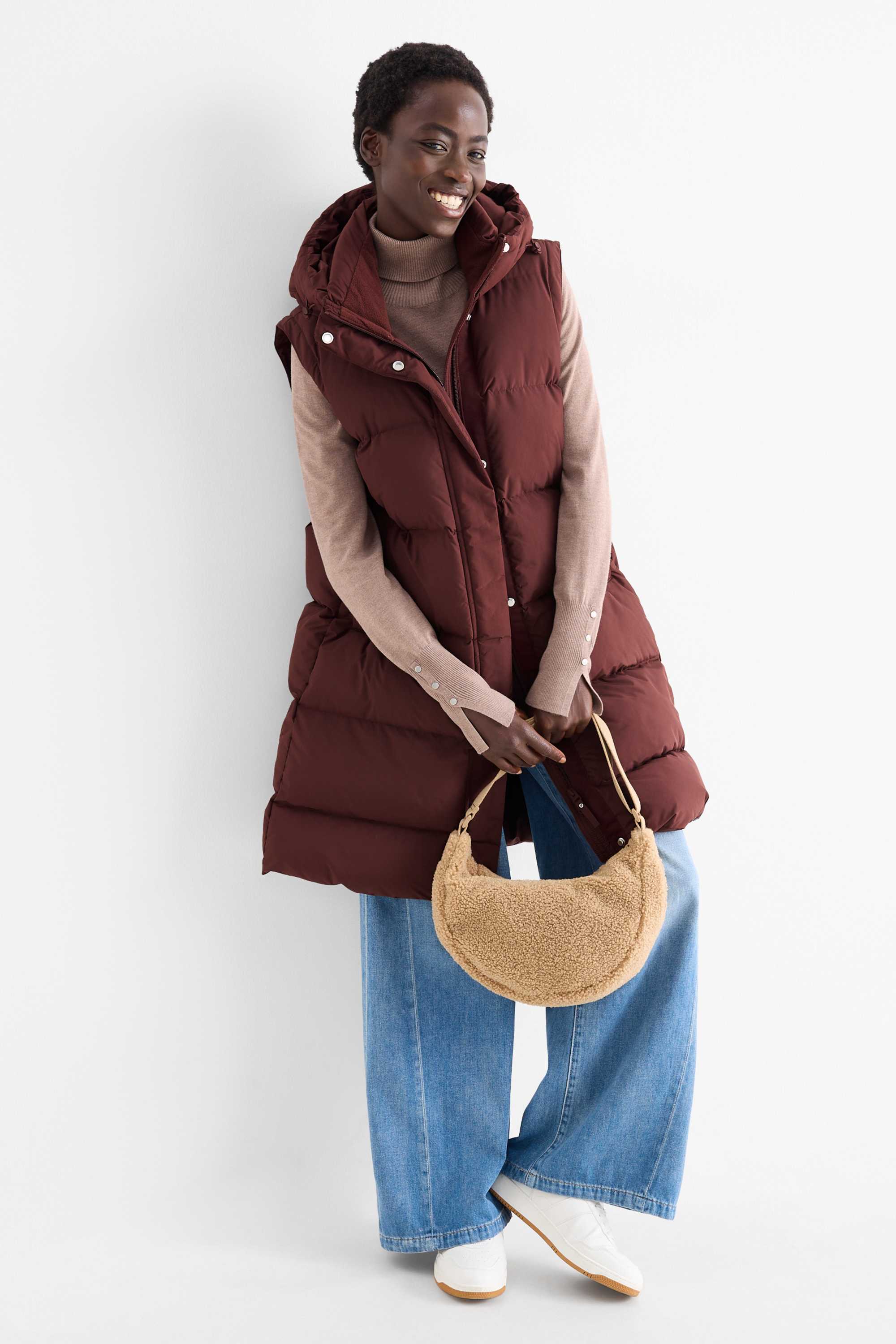 Quilted gilet with hood - water-repellent dark brown