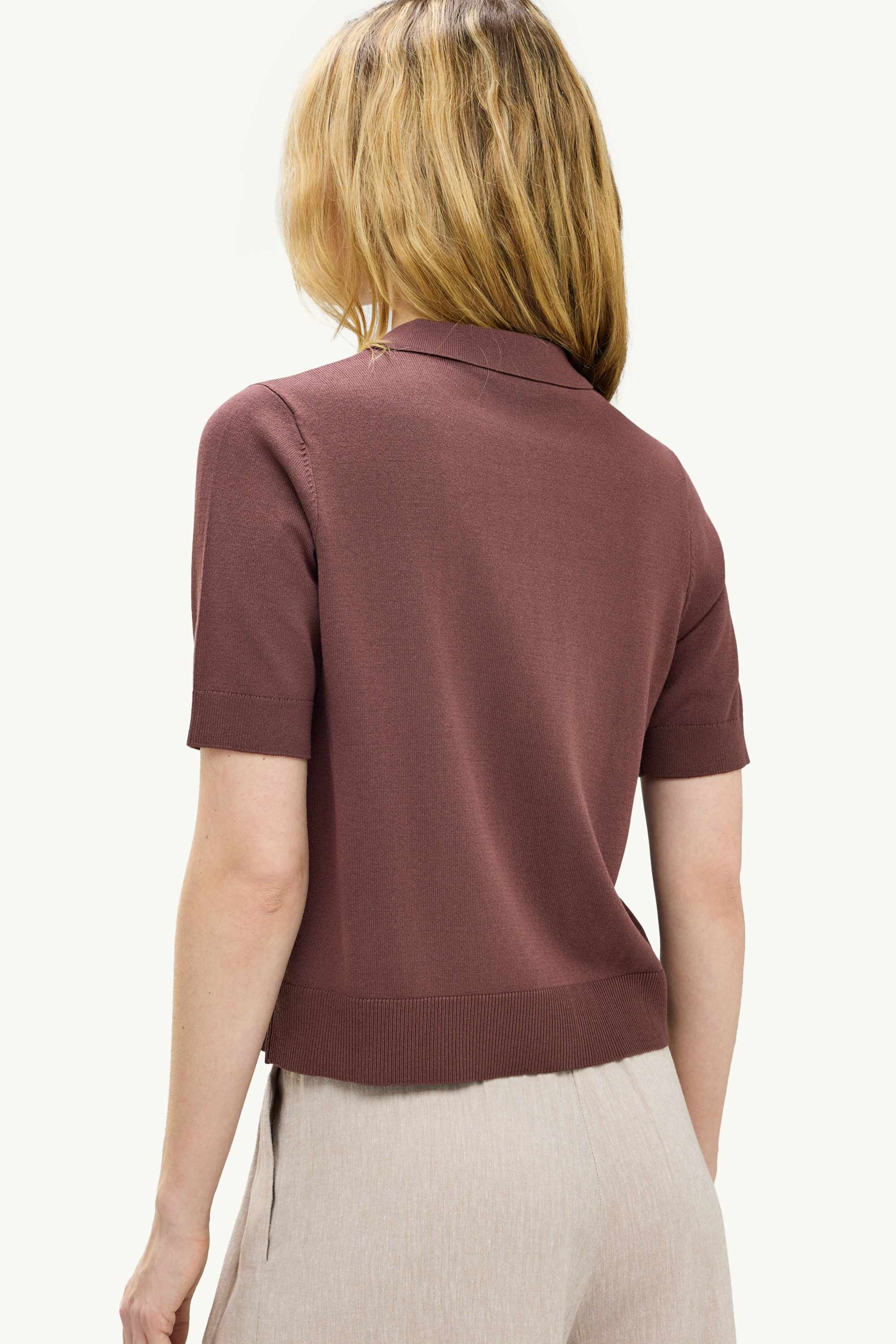Knitted polo shirt - regular fit brown