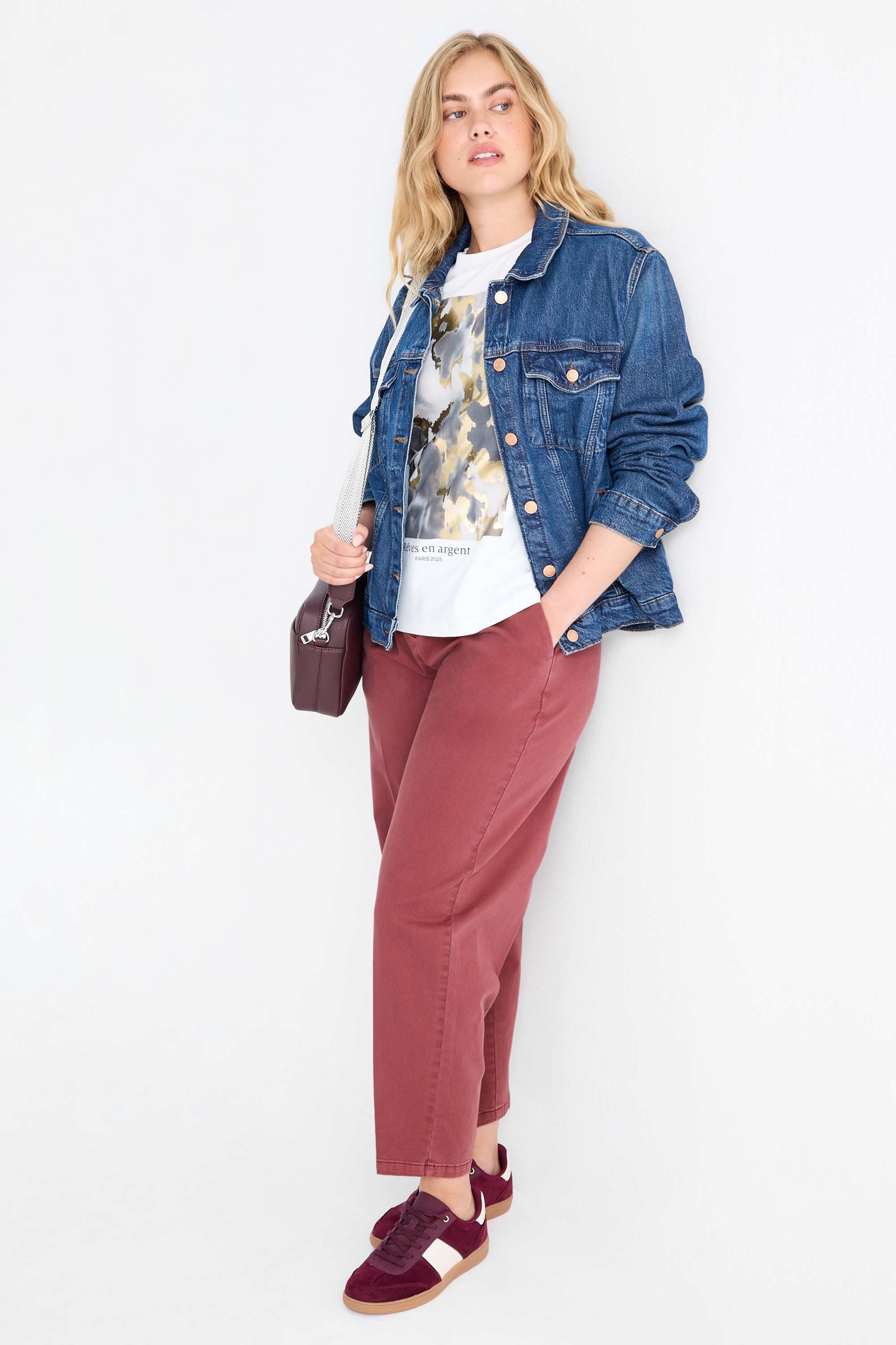 Cloth trousers with belt - high waist - barrel leg bordeaux