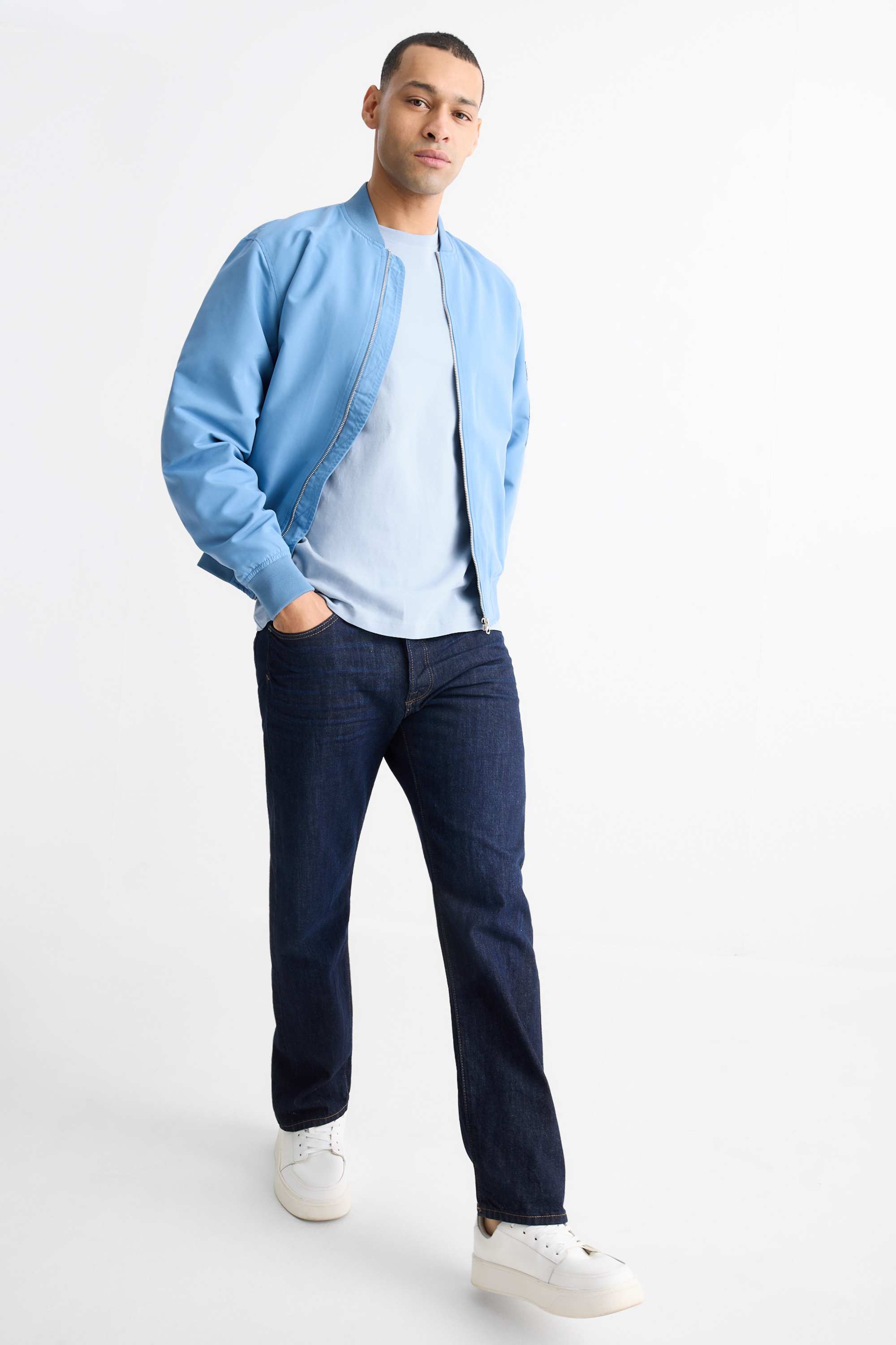 T-shirt - regular fit light blue