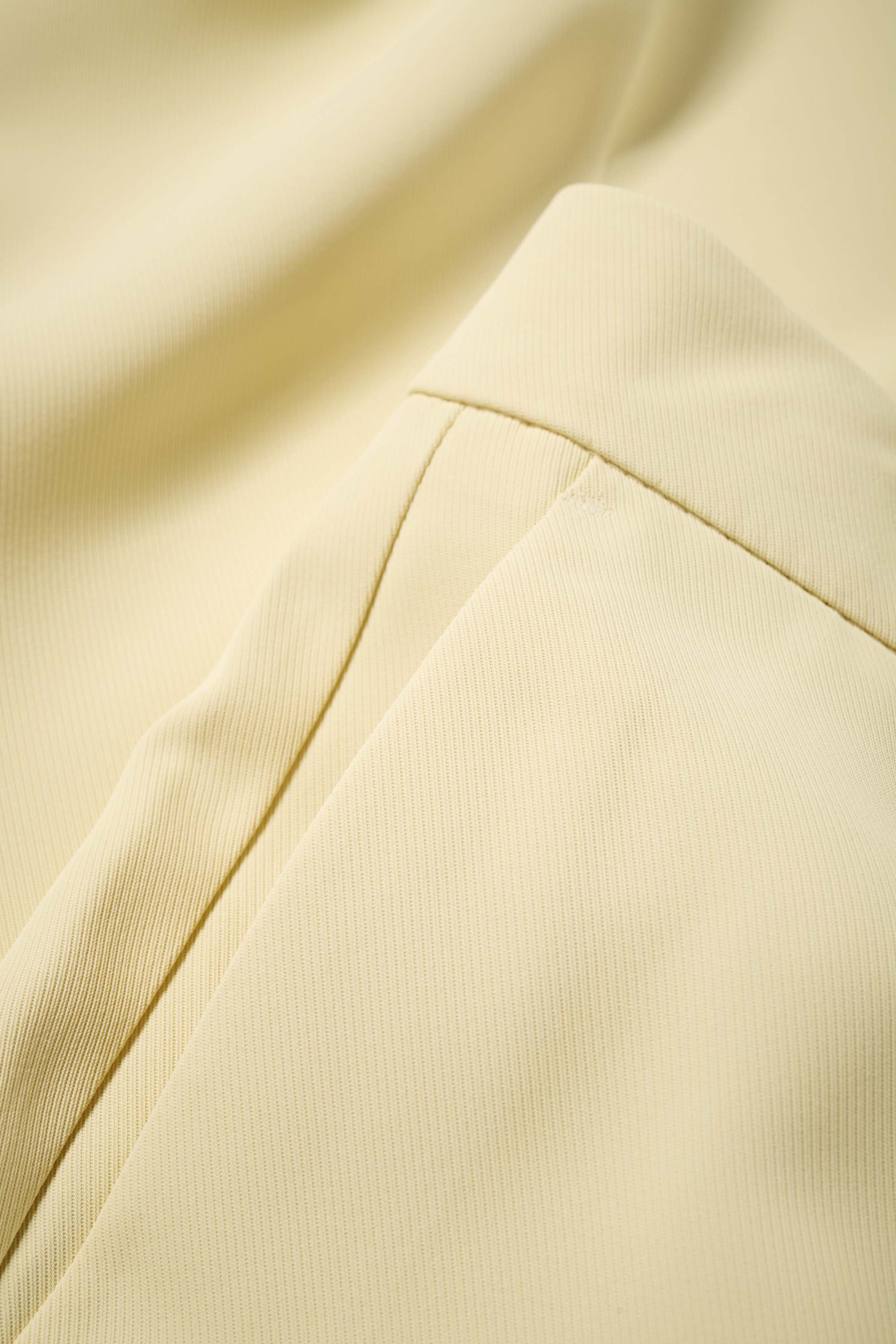 Business trousers - mid-rise waist - wide leg light yellow