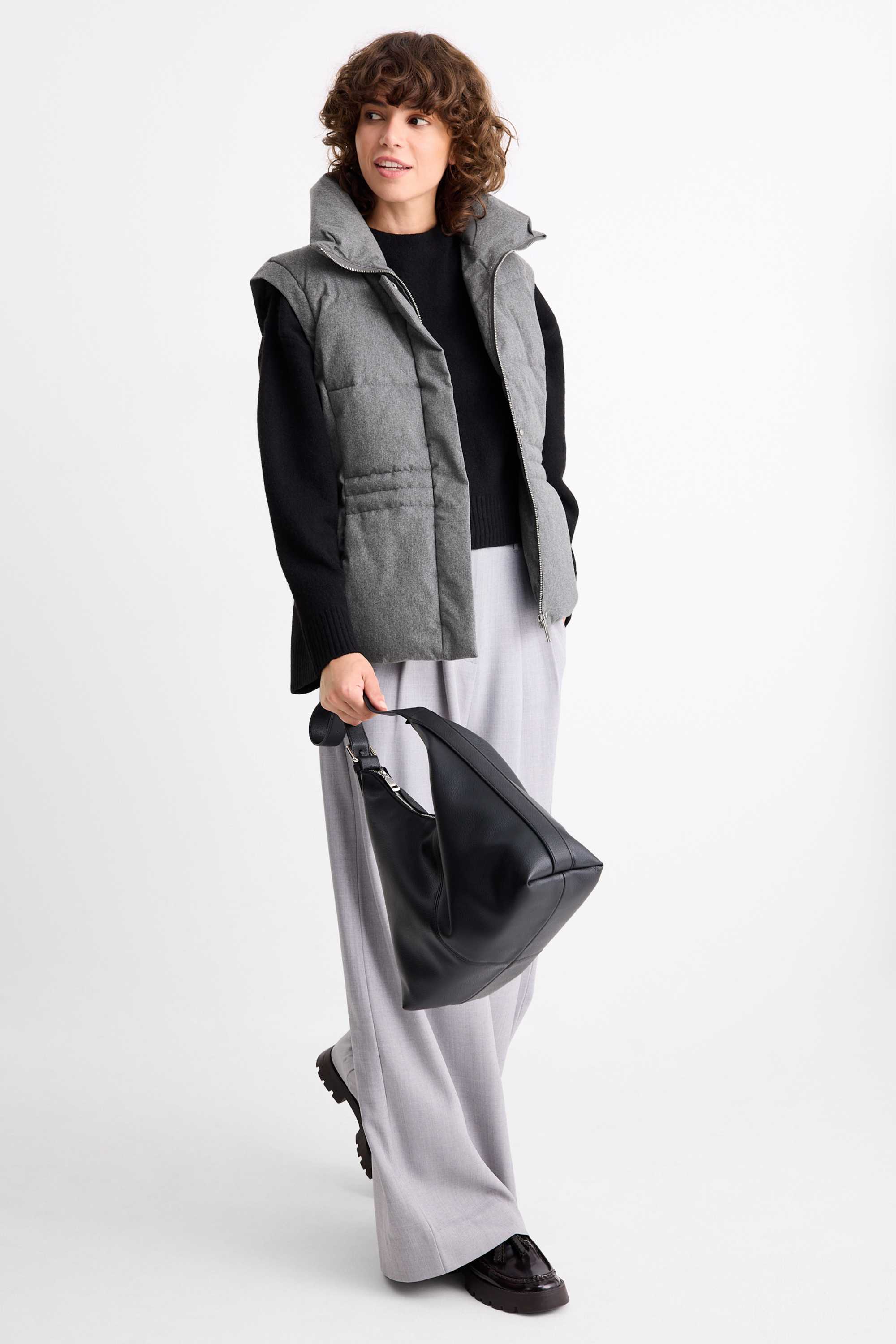 Quilted gilet with belt gray