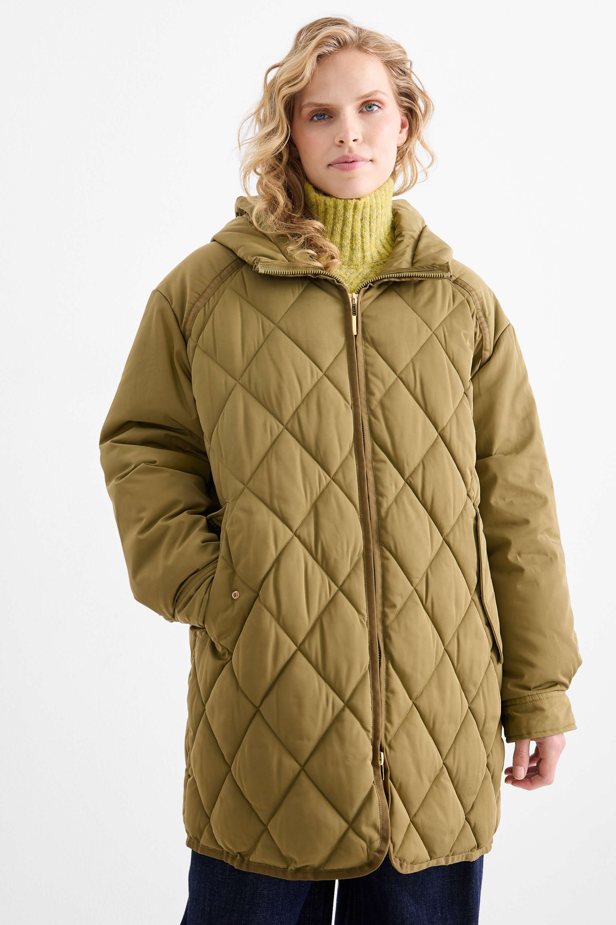 Quilted coat with hood - water-repellent green
