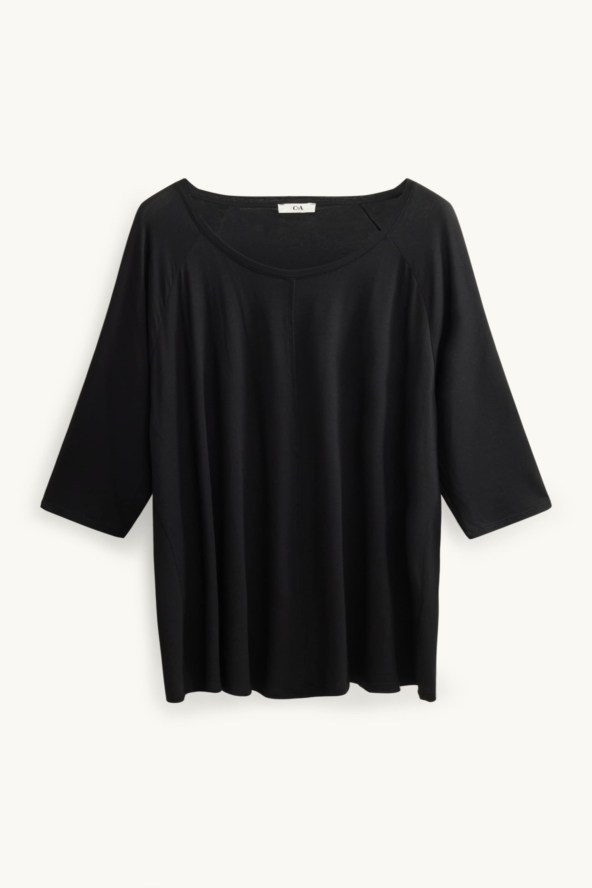T-shirt black