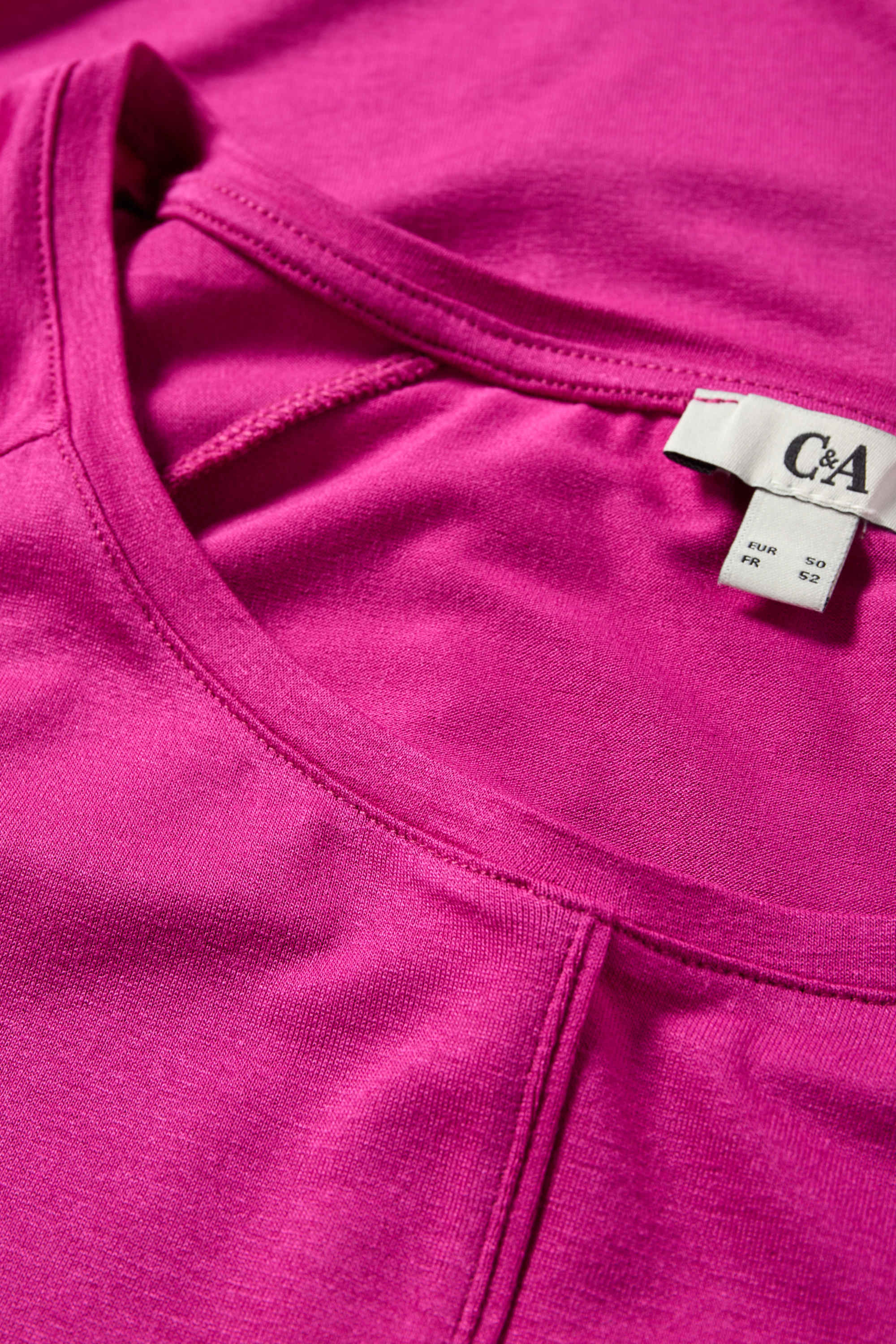 T-shirt violet