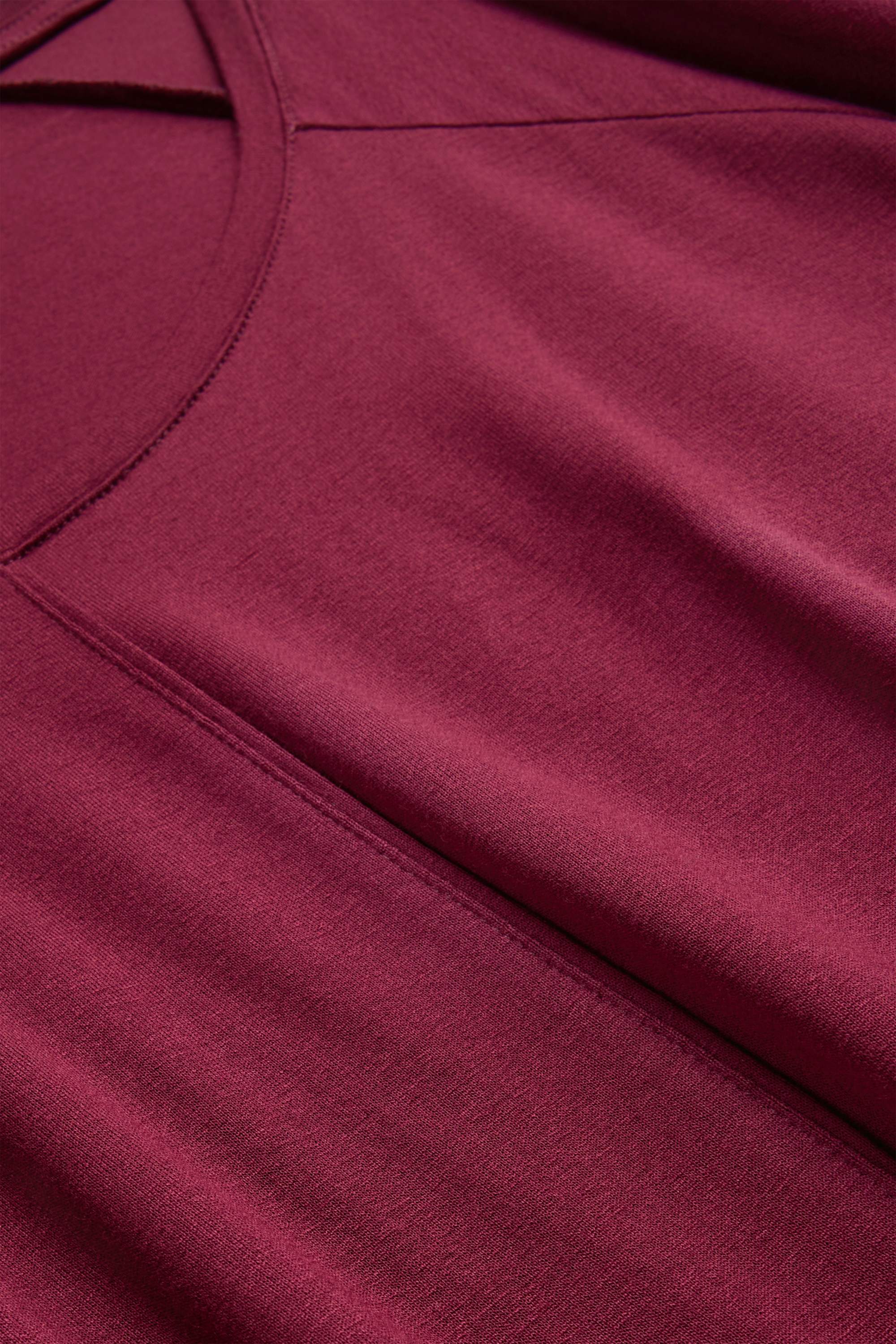 T-shirt dark red