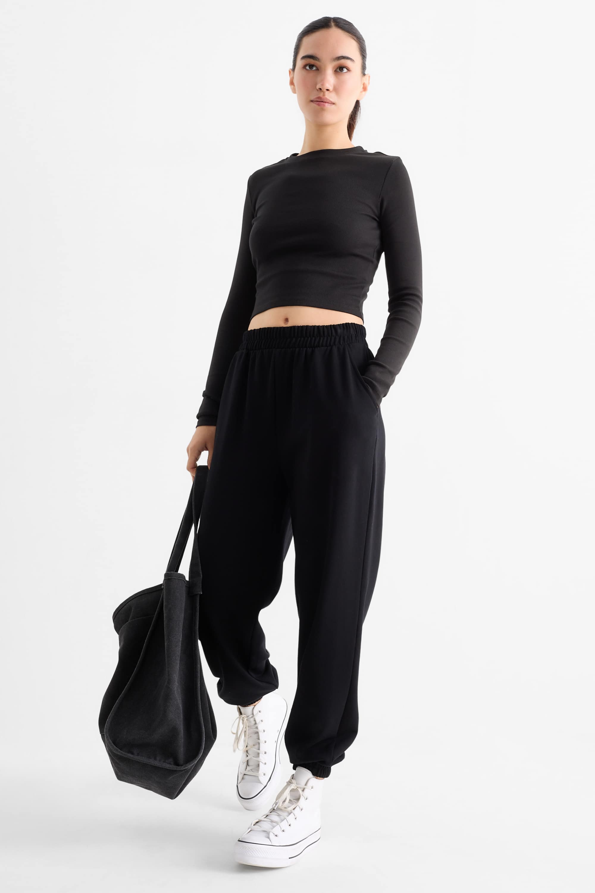 Cropped long sleeve top - ribbed black