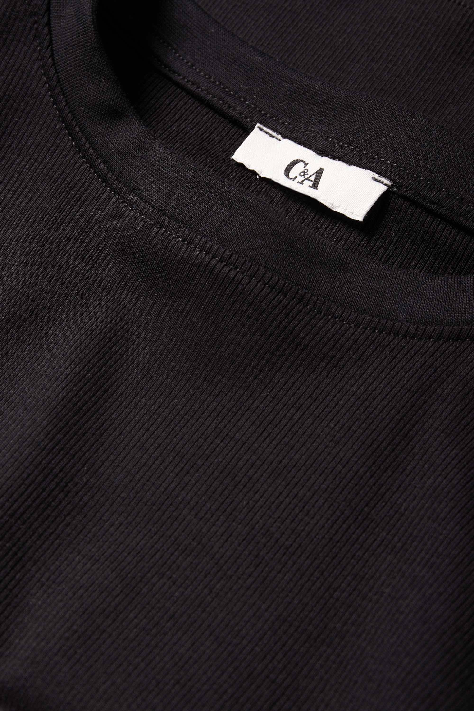 Cropped long sleeve top - ribbed black