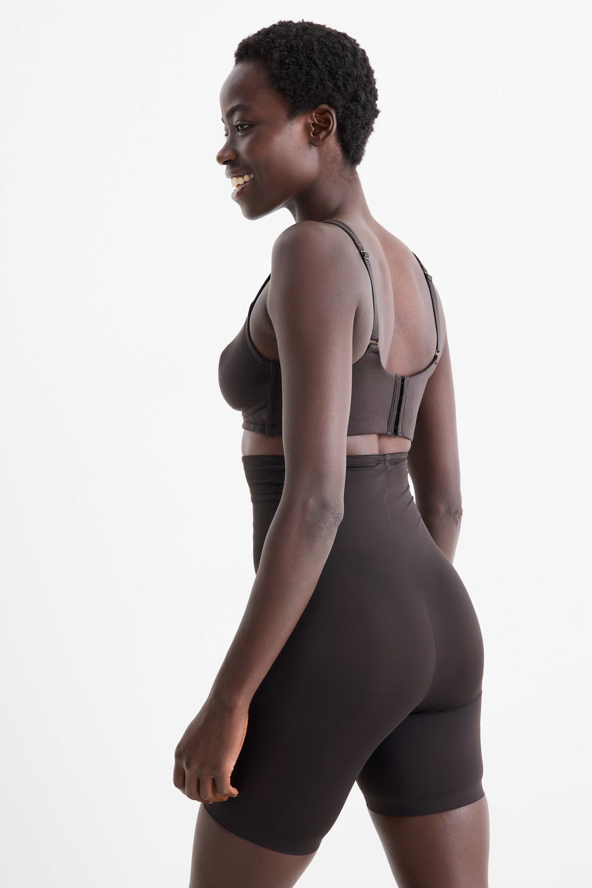 Non-wired post surgery bra black