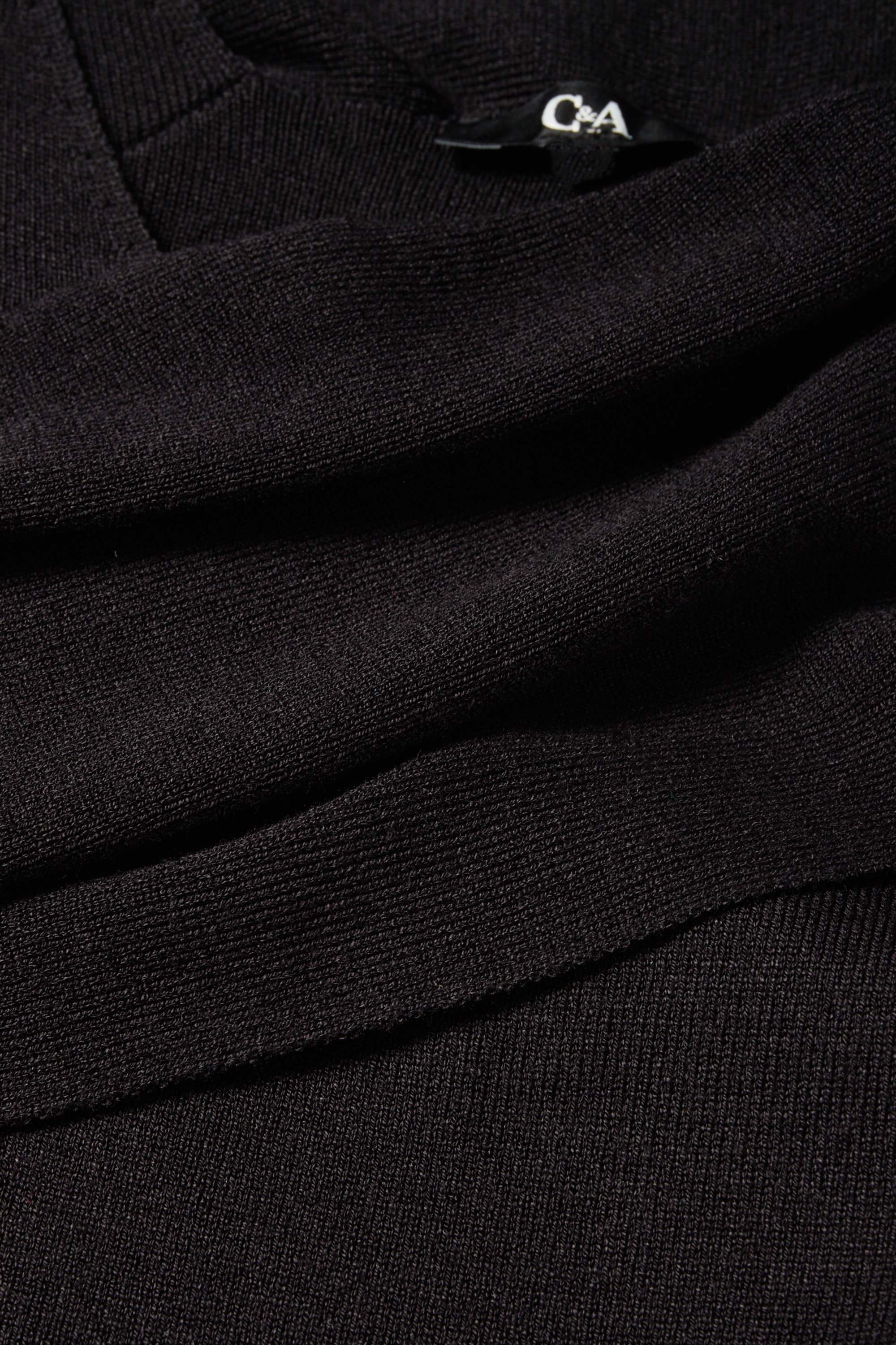 Knitted dress - straight fit black