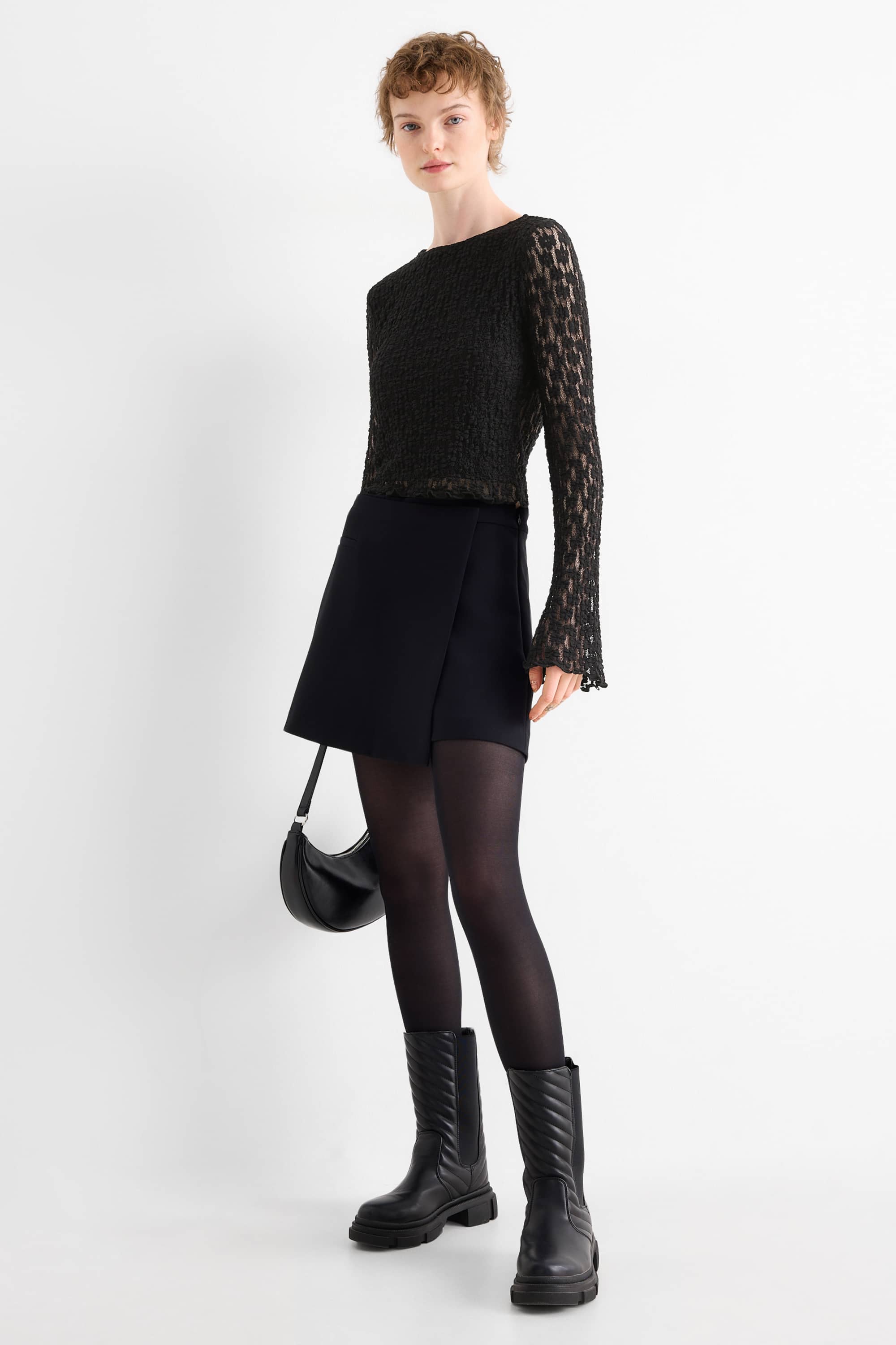 Cropped long sleeve lace top - slim fit black