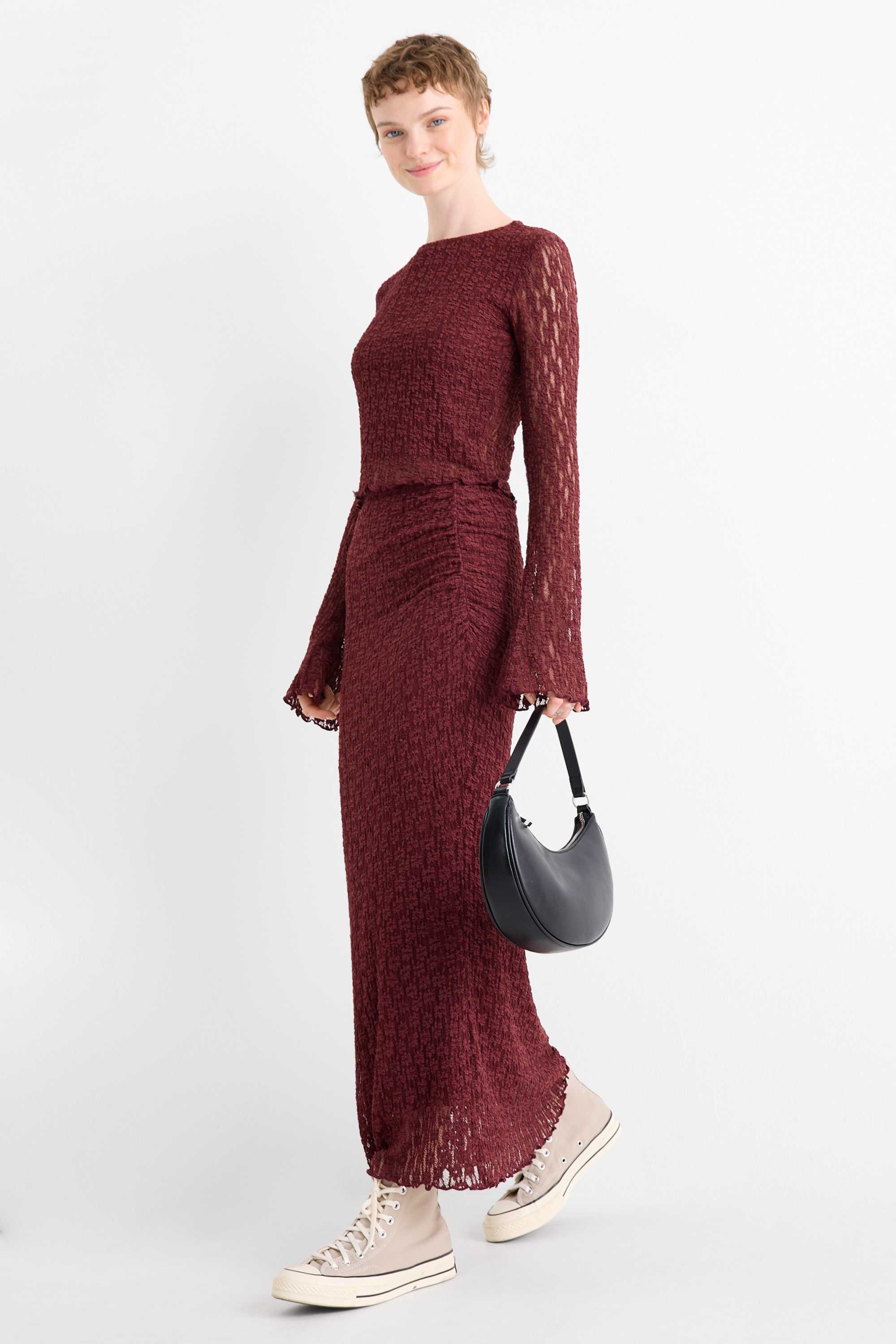Cropped long sleeve lace top - slim fit bordeaux
