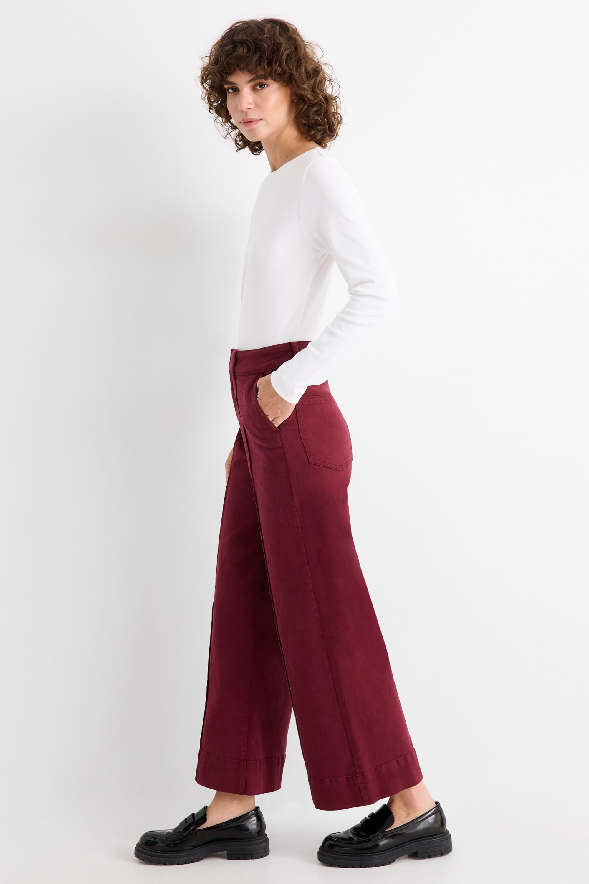 Cloth trousers - high waist - wide leg bordeaux