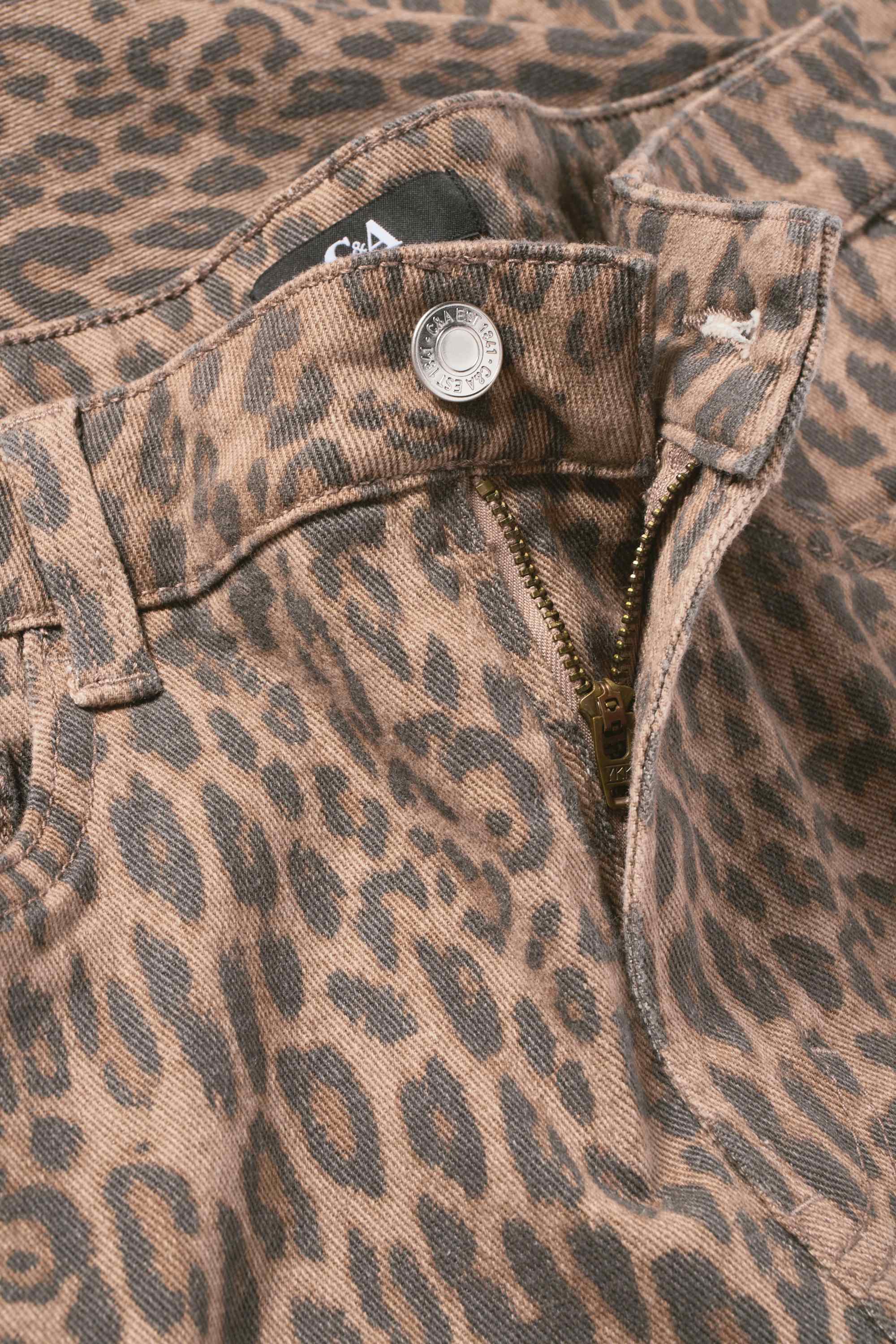 Cloth trousers - mid-rise waist - slim fit - leopard print light brown