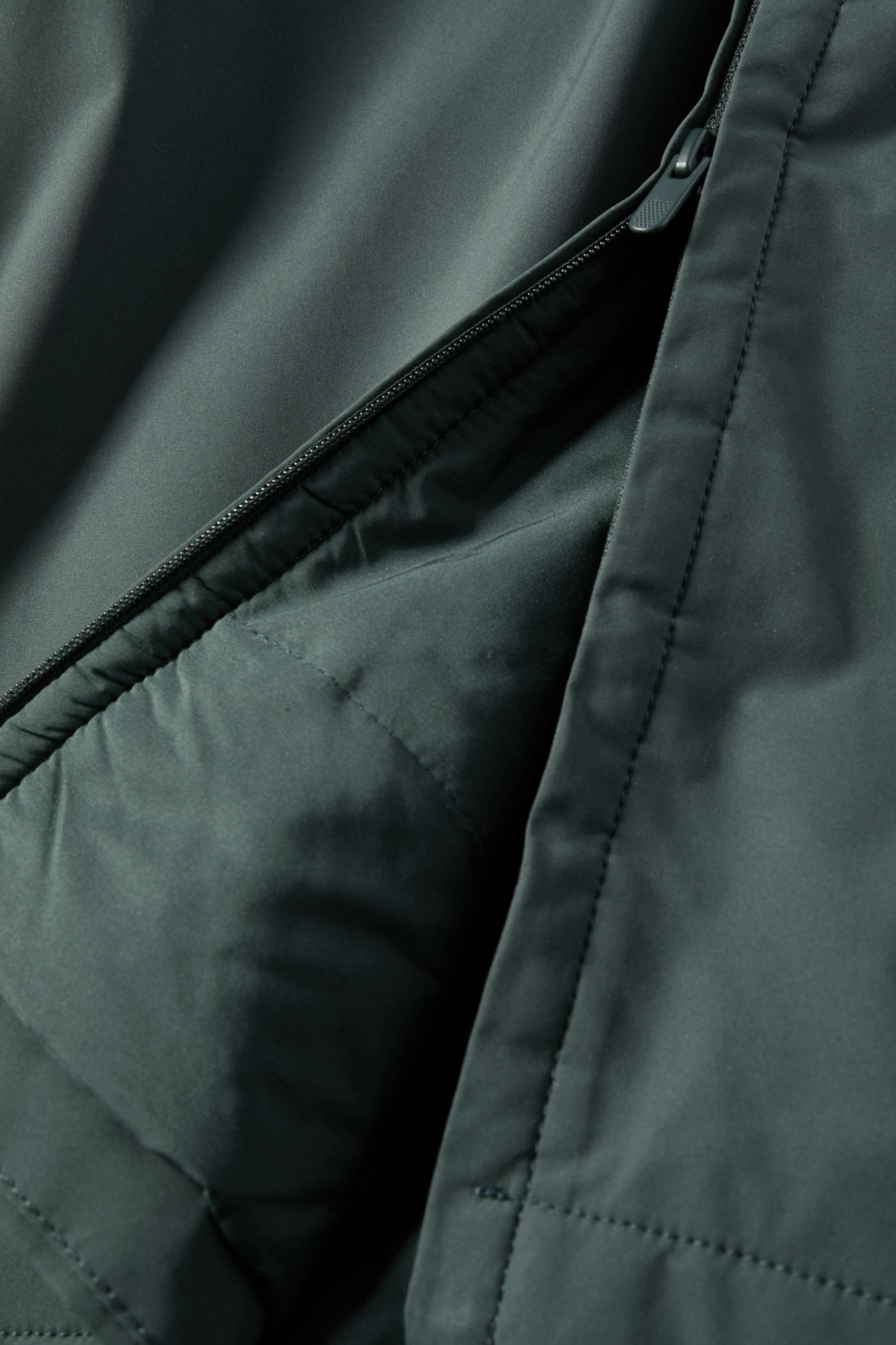 Coat with hood and belt - lined - water-repellent dark green