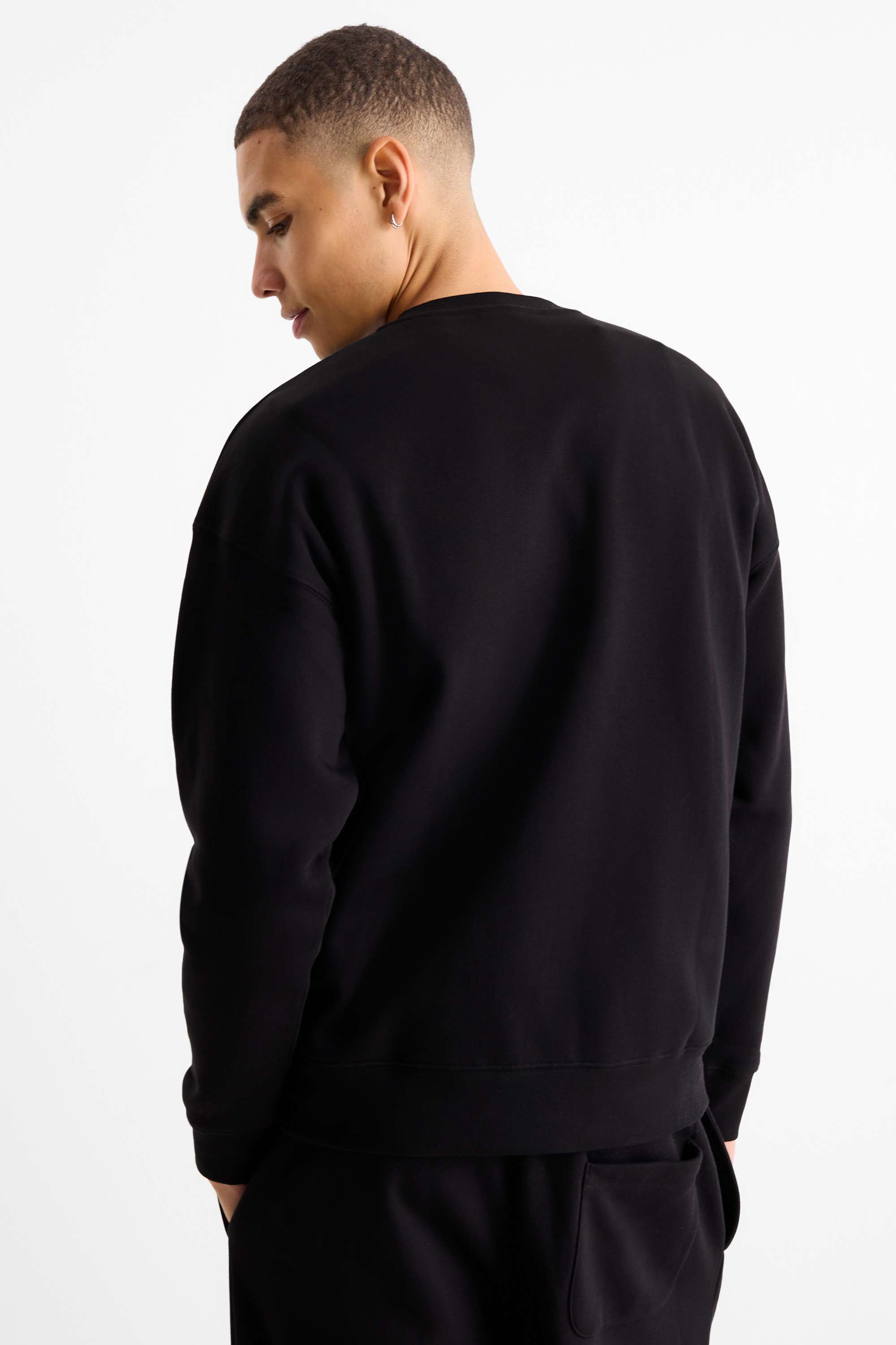 Sweatshirt black