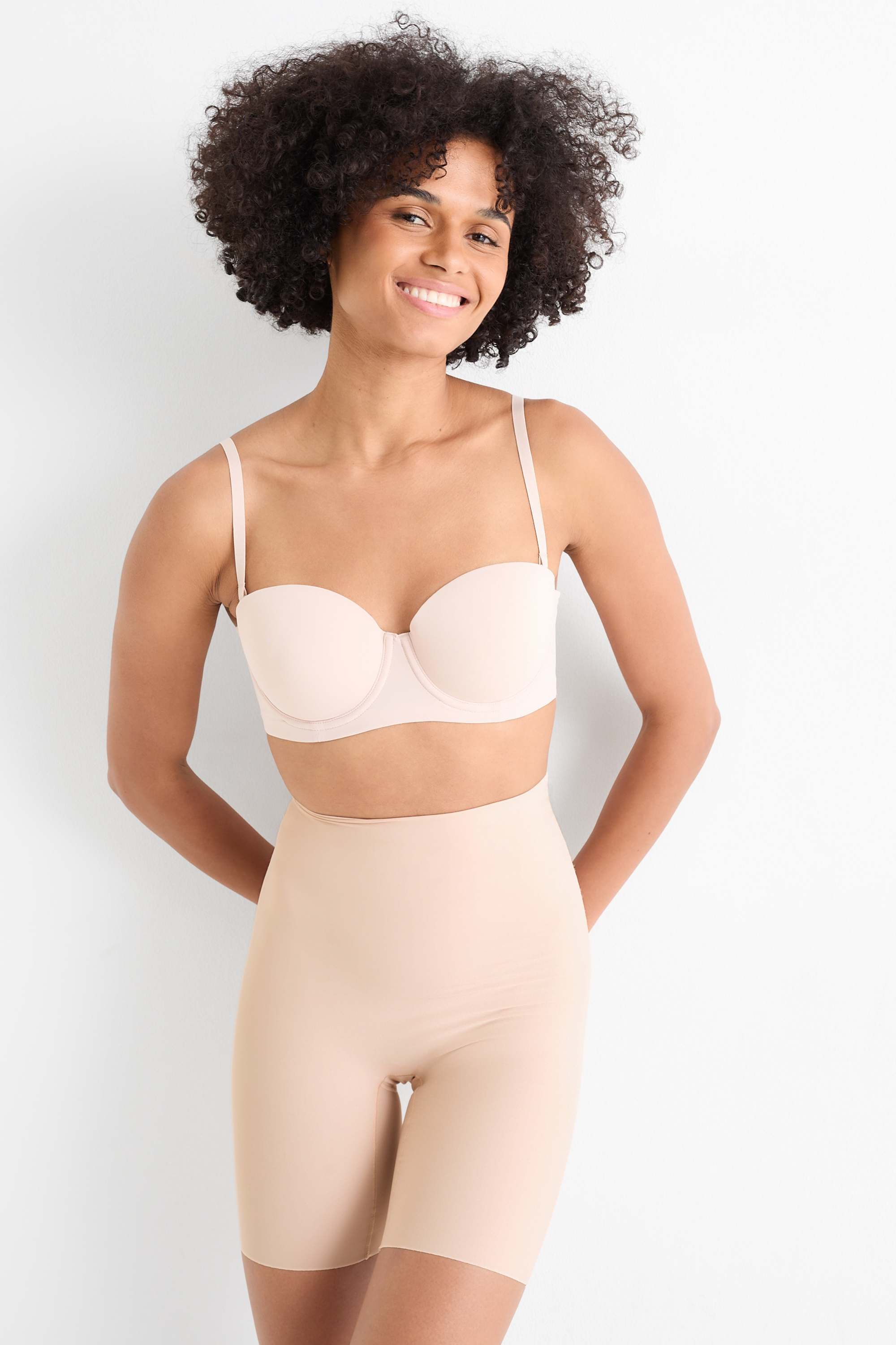Shaping shorts - LYCRA® beige (1)