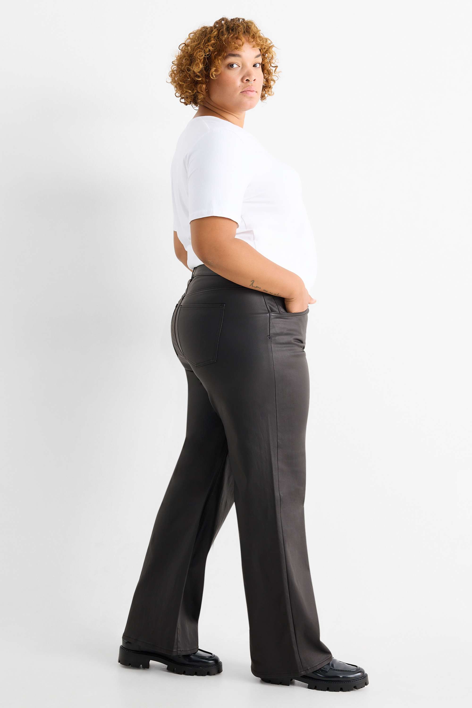 Cloth trousers - high waist - wide leg black