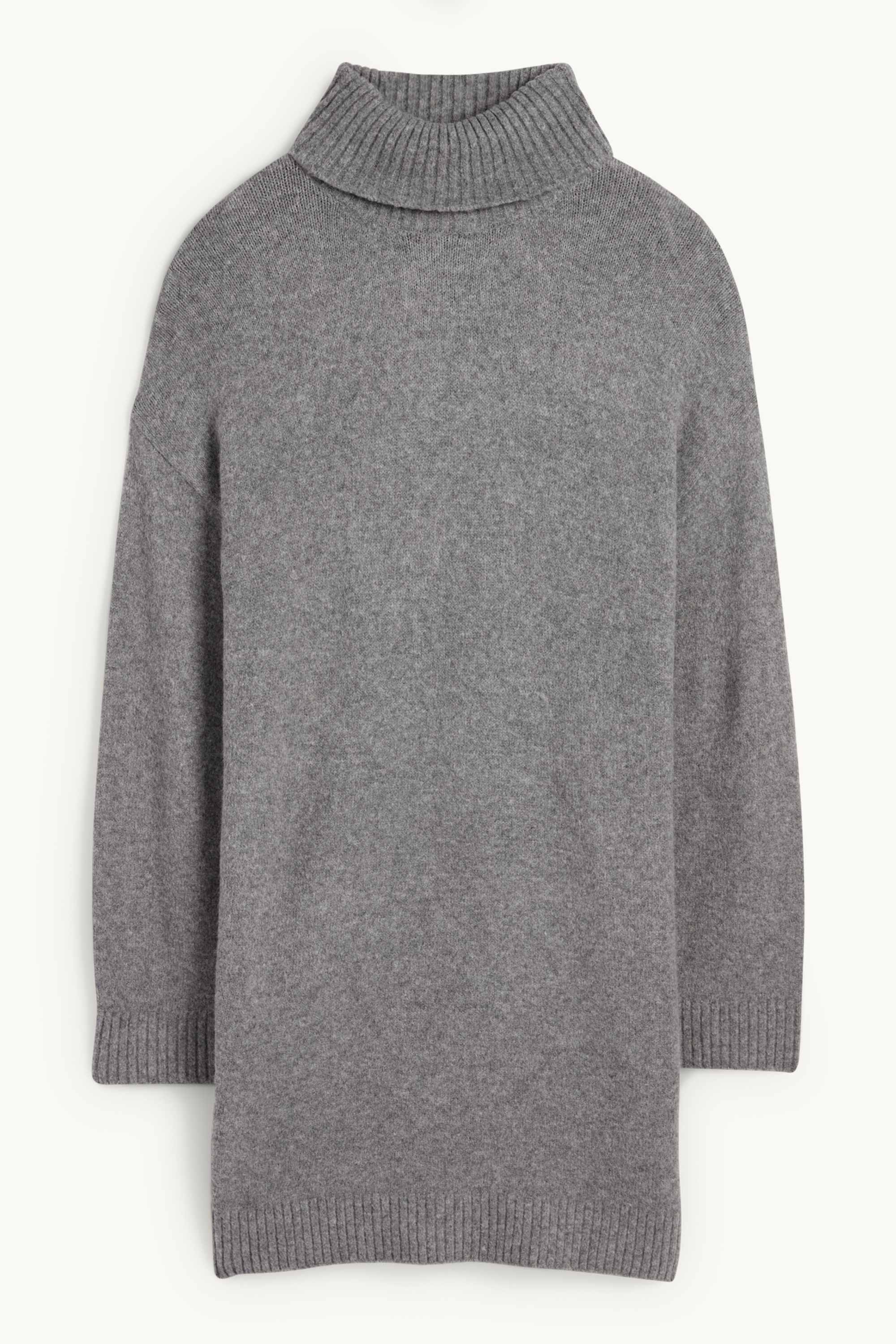 Knitted dress gray