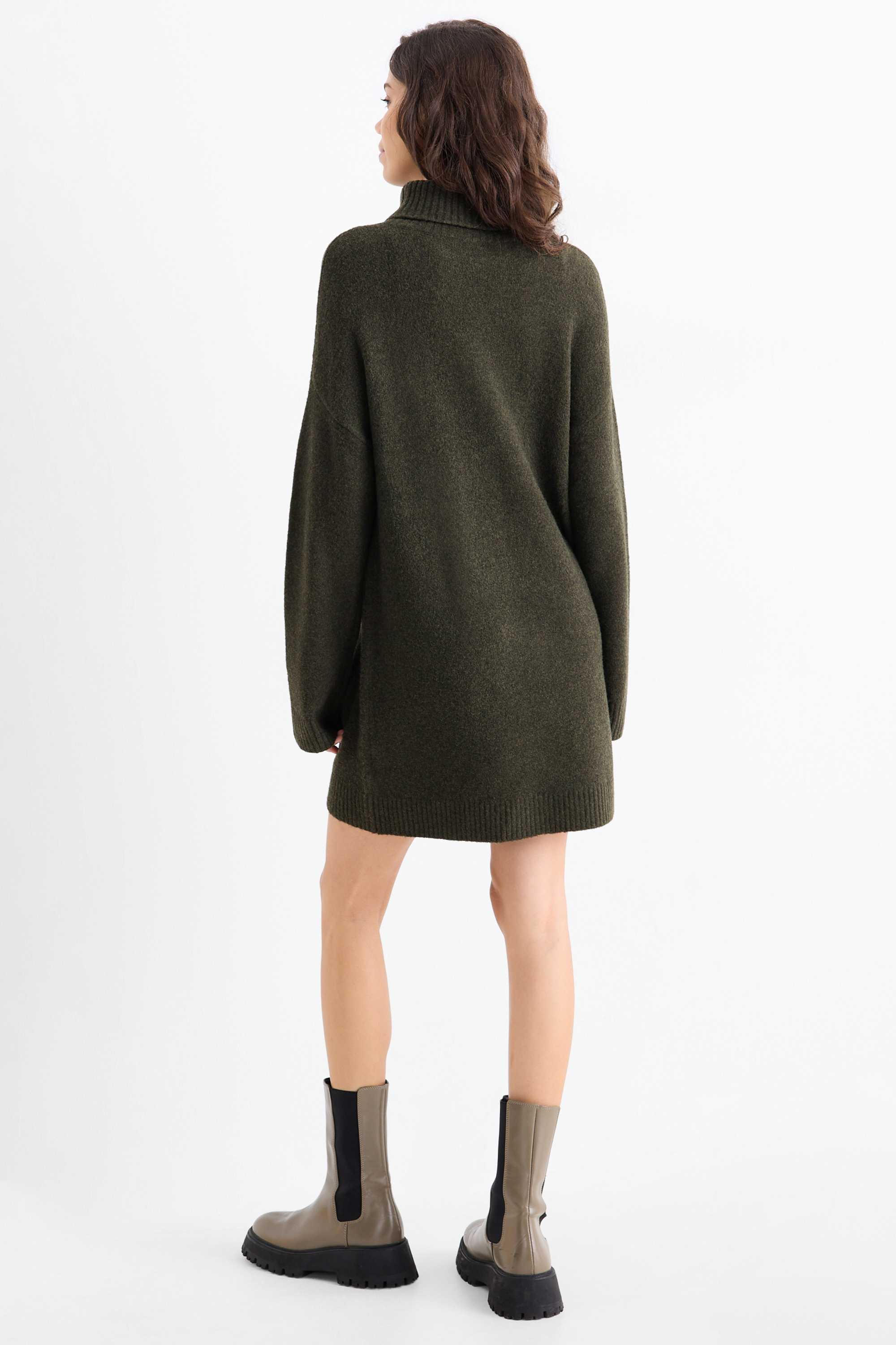 Knitted dress dark green