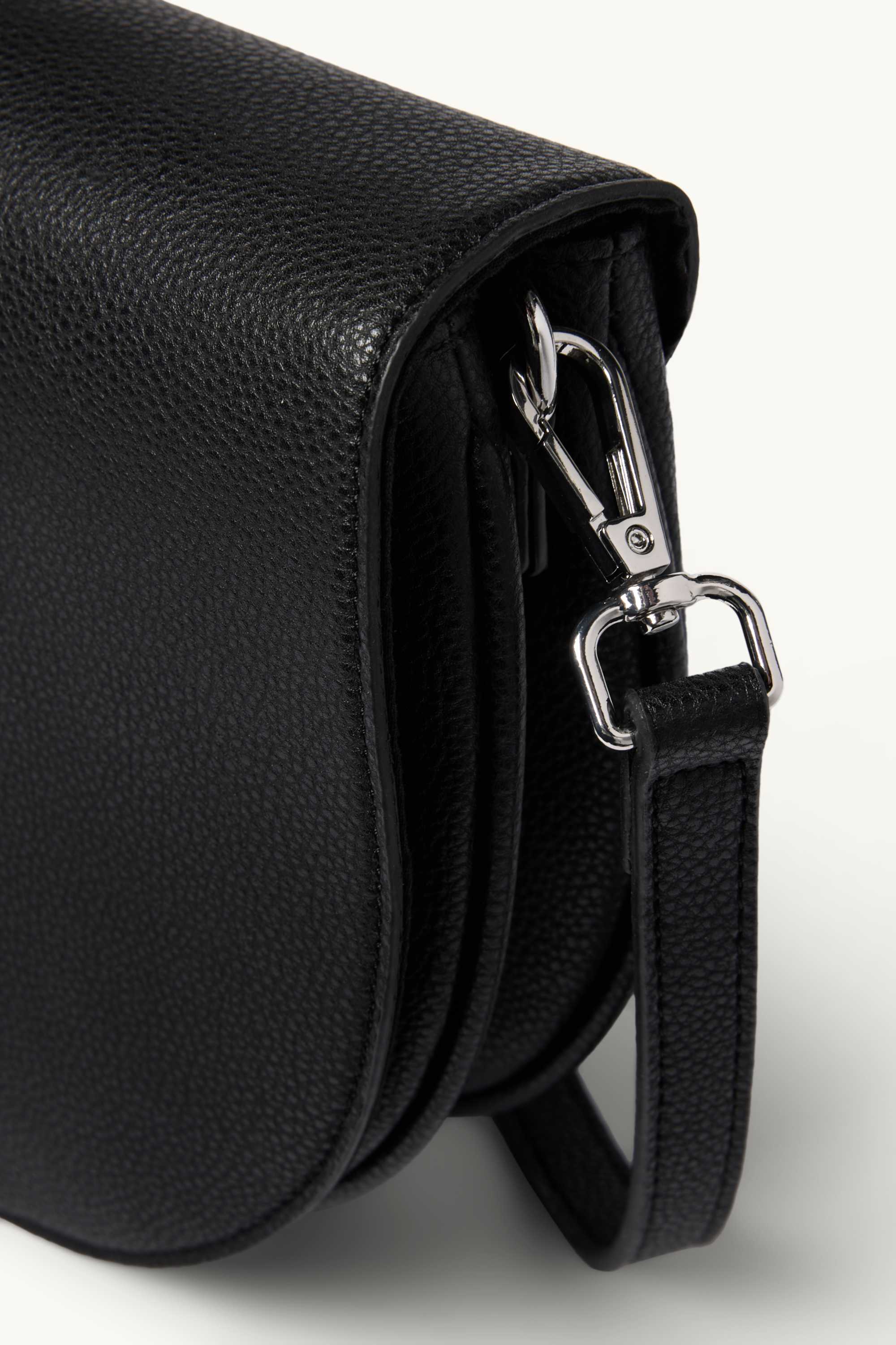 Crossbody bag with detachable bag strap - faux leather black